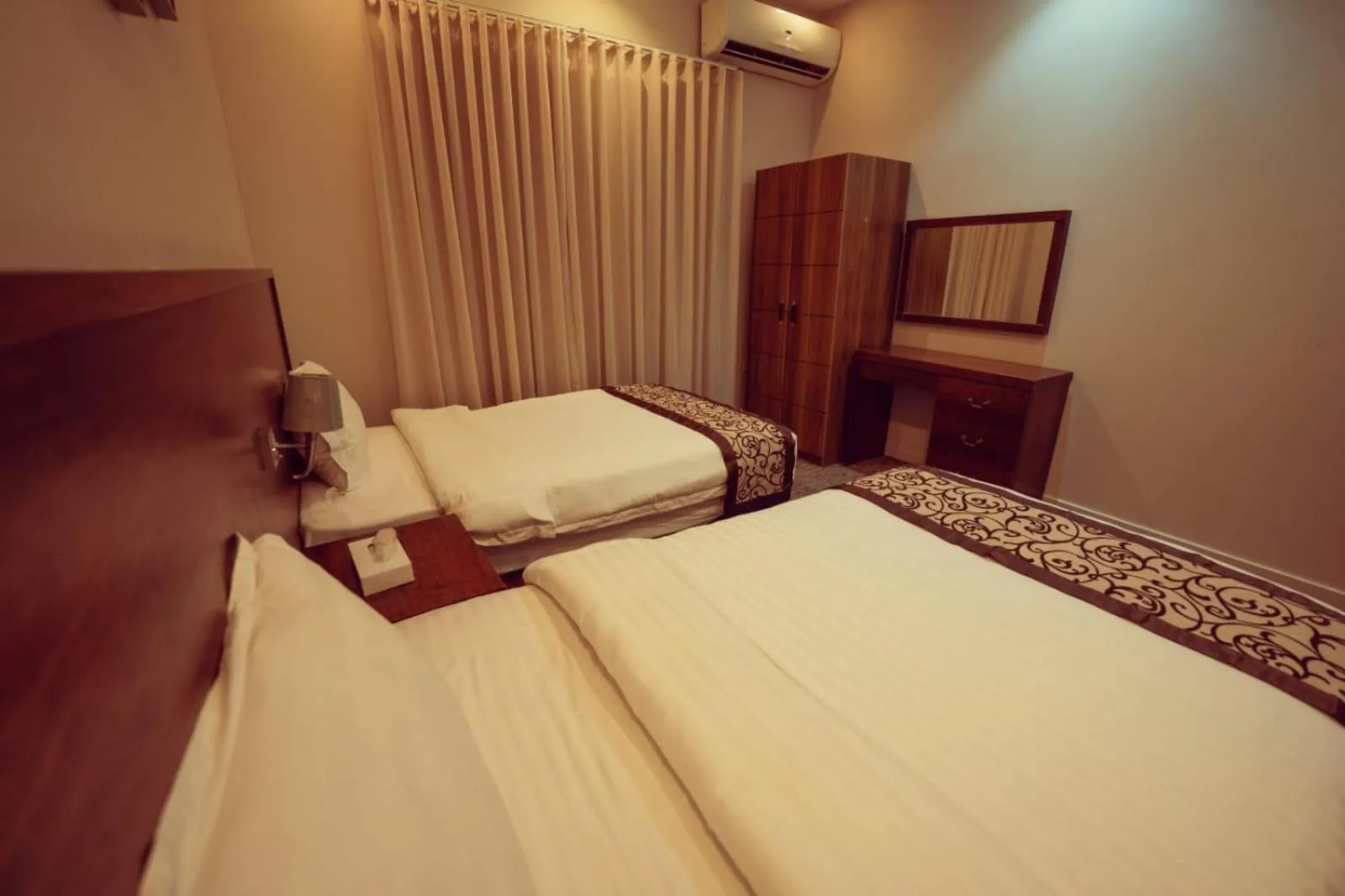 Bed in Dome El Nozha