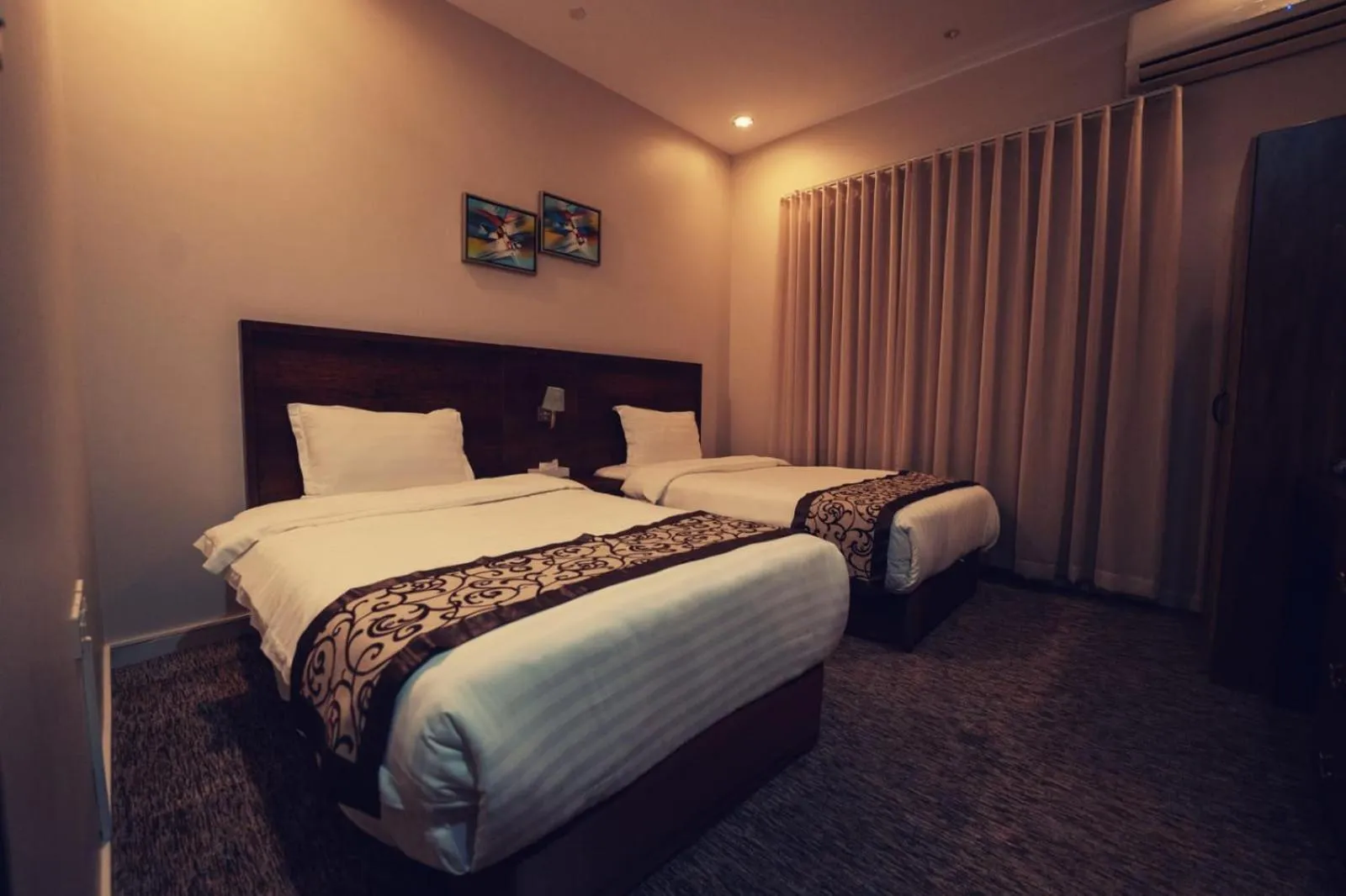 Bed in Dome El Nozha