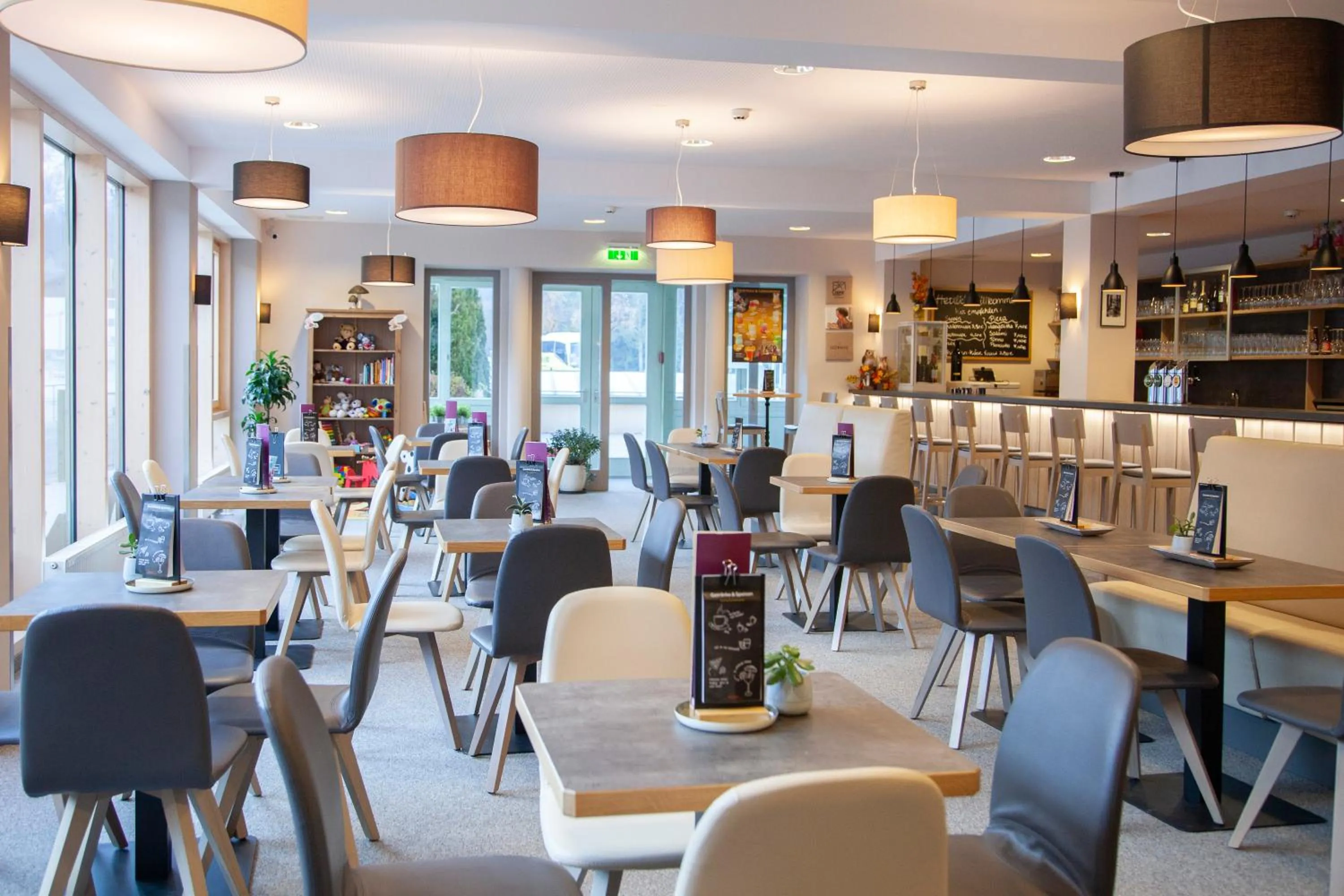 Lounge or bar in JUFA Hotel Kaprun - Summercard included