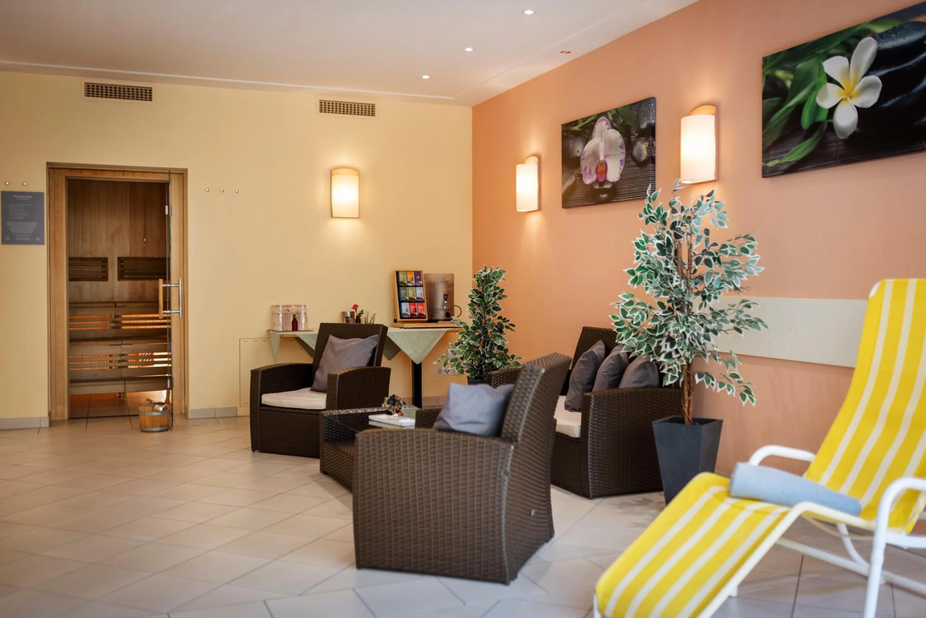 Spa and wellness centre/facilities in JUFA Hotel Kaprun - Summercard included