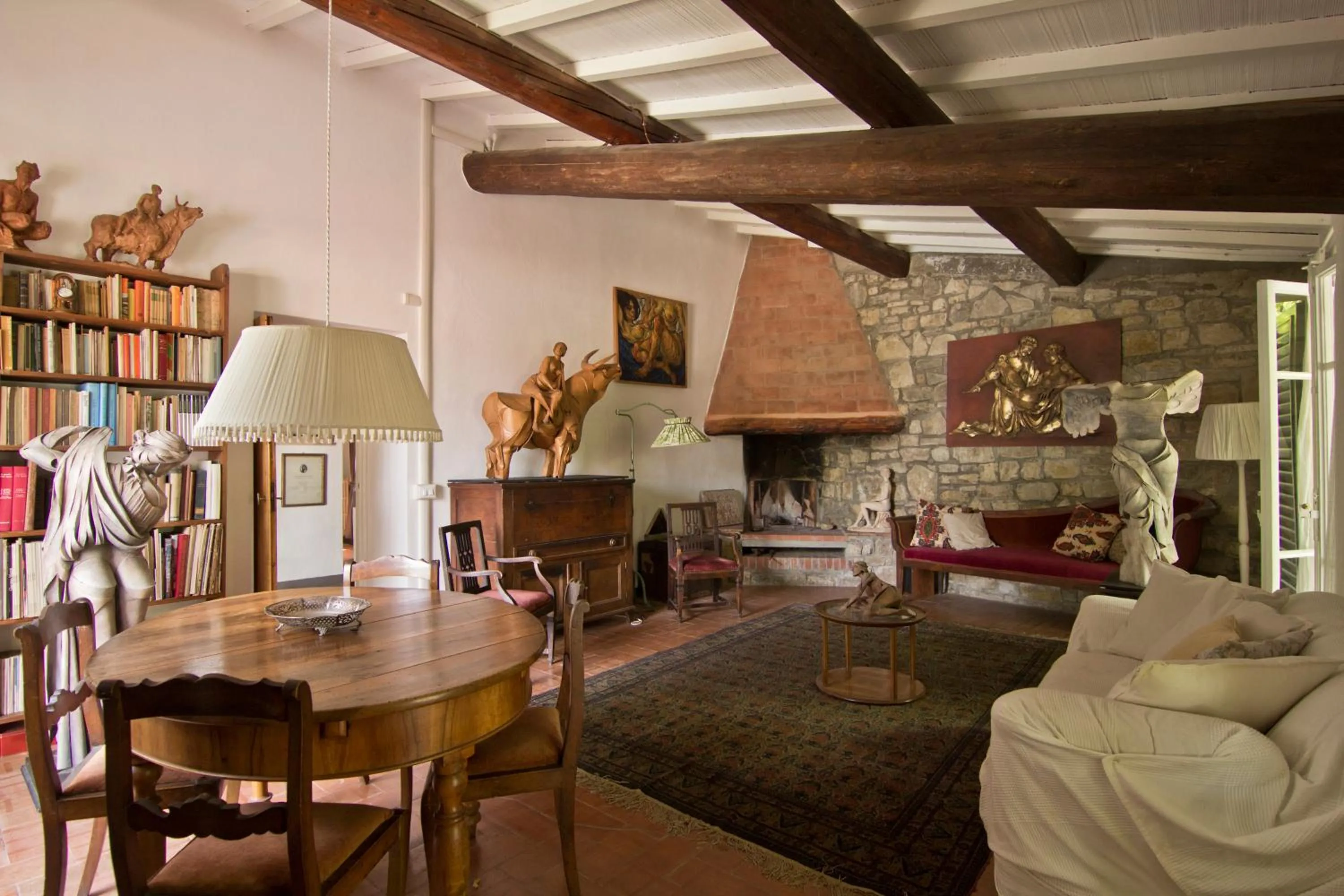 Communal lounge/ TV room in Il Monasteraccio