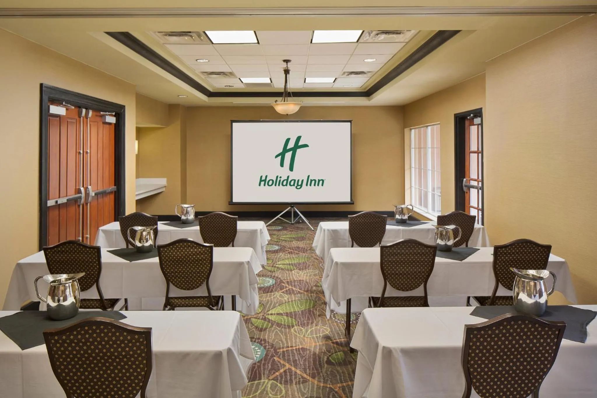 Meeting/conference room in Holiday Inn Grand Rapids-Airport by IHG
