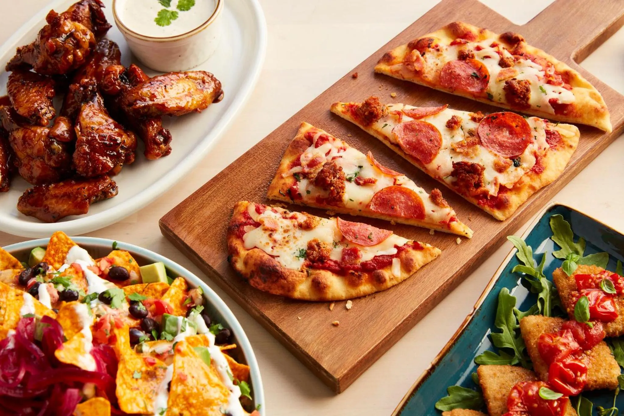 Restaurant/places to eat in Holiday Inn Grand Rapids-Airport by IHG