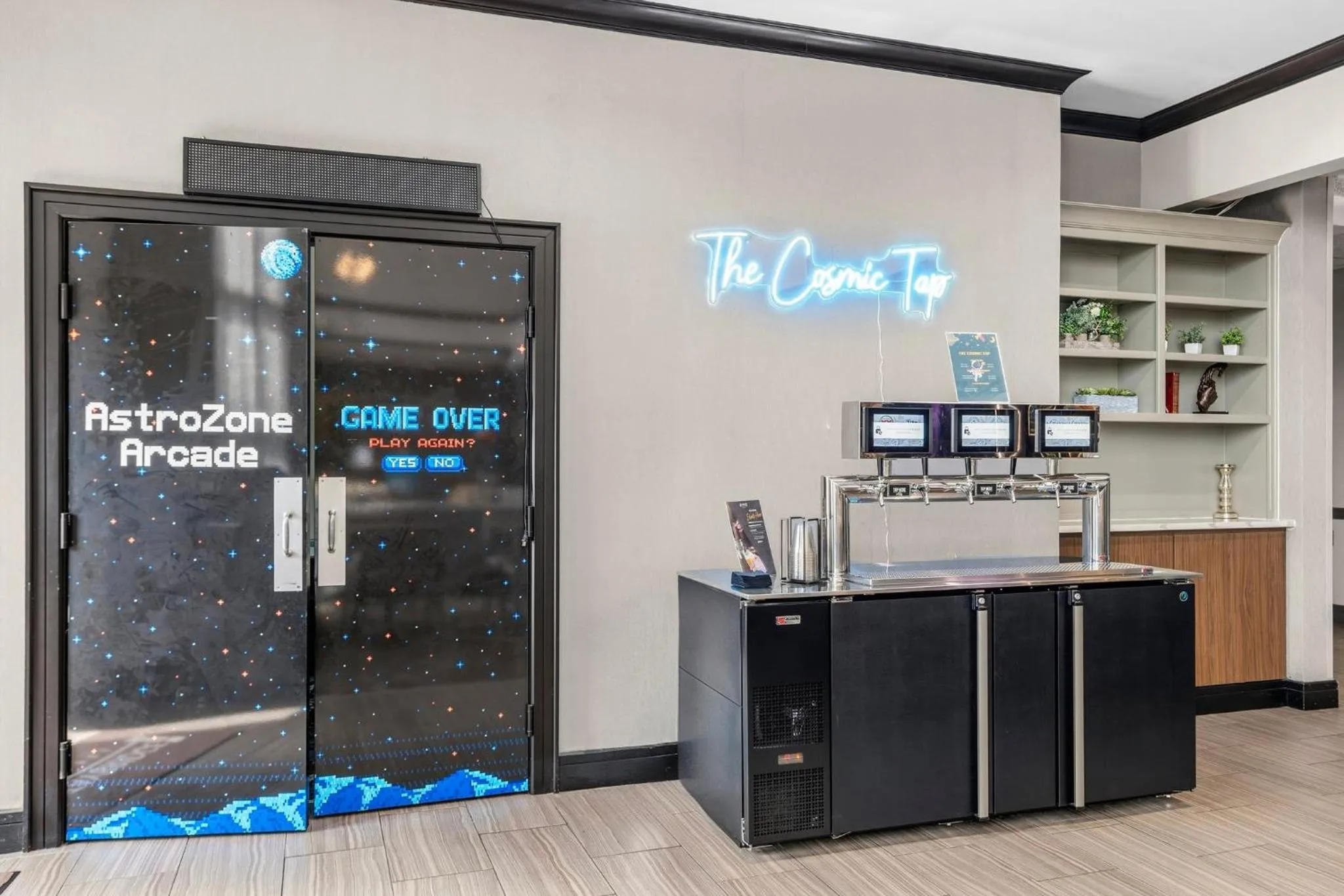 Lounge or bar in Staybridge Suites Houston-NASA Clear Lake by IHG