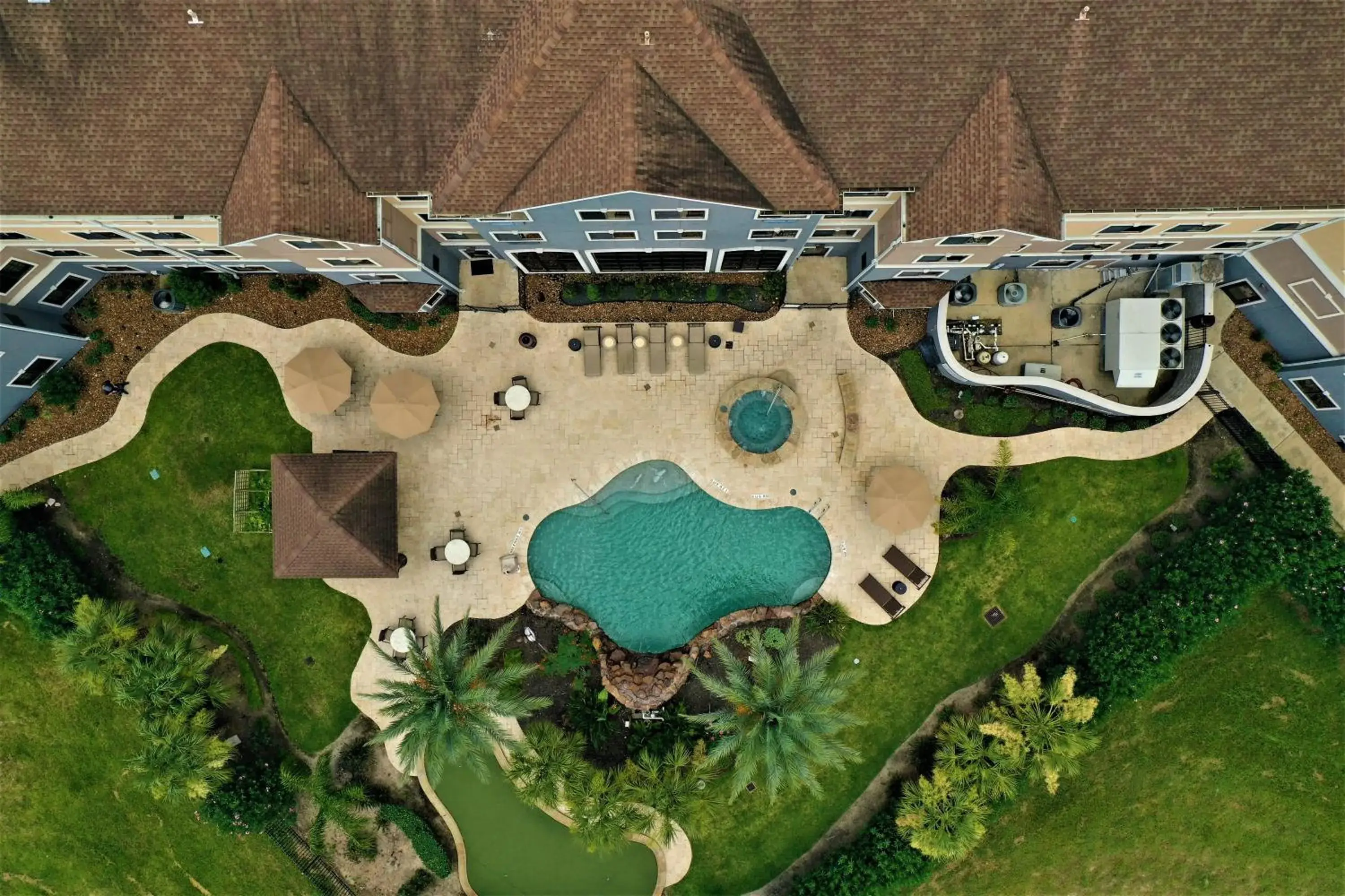 Swimming pool in Staybridge Suites Houston-NASA Clear Lake by IHG Swimming pool in Staybridge Suites Houston-NASA Clear Lake by IHG