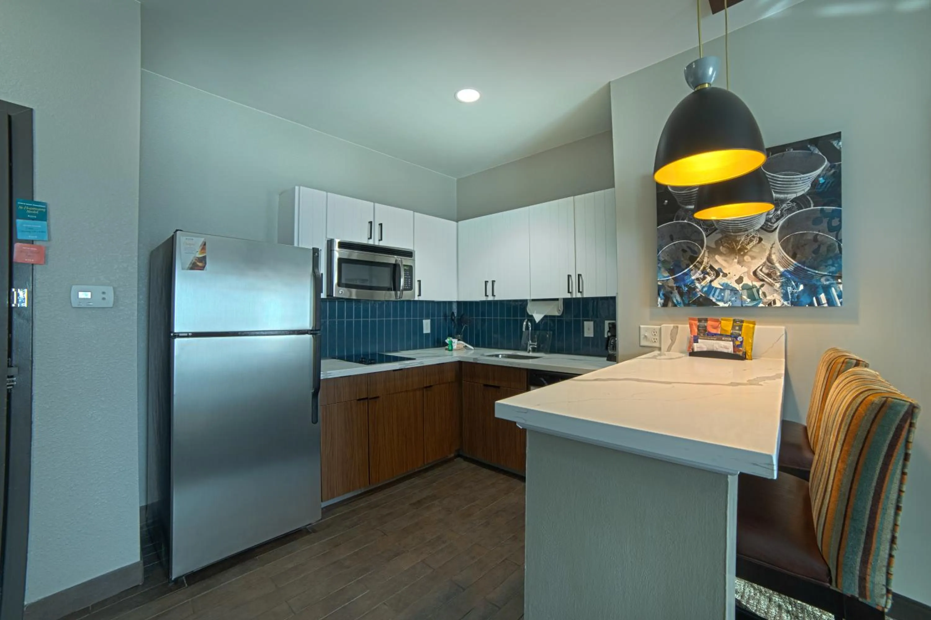 Kitchen or kitchenette in Staybridge Suites Houston-NASA Clear Lake by IHG