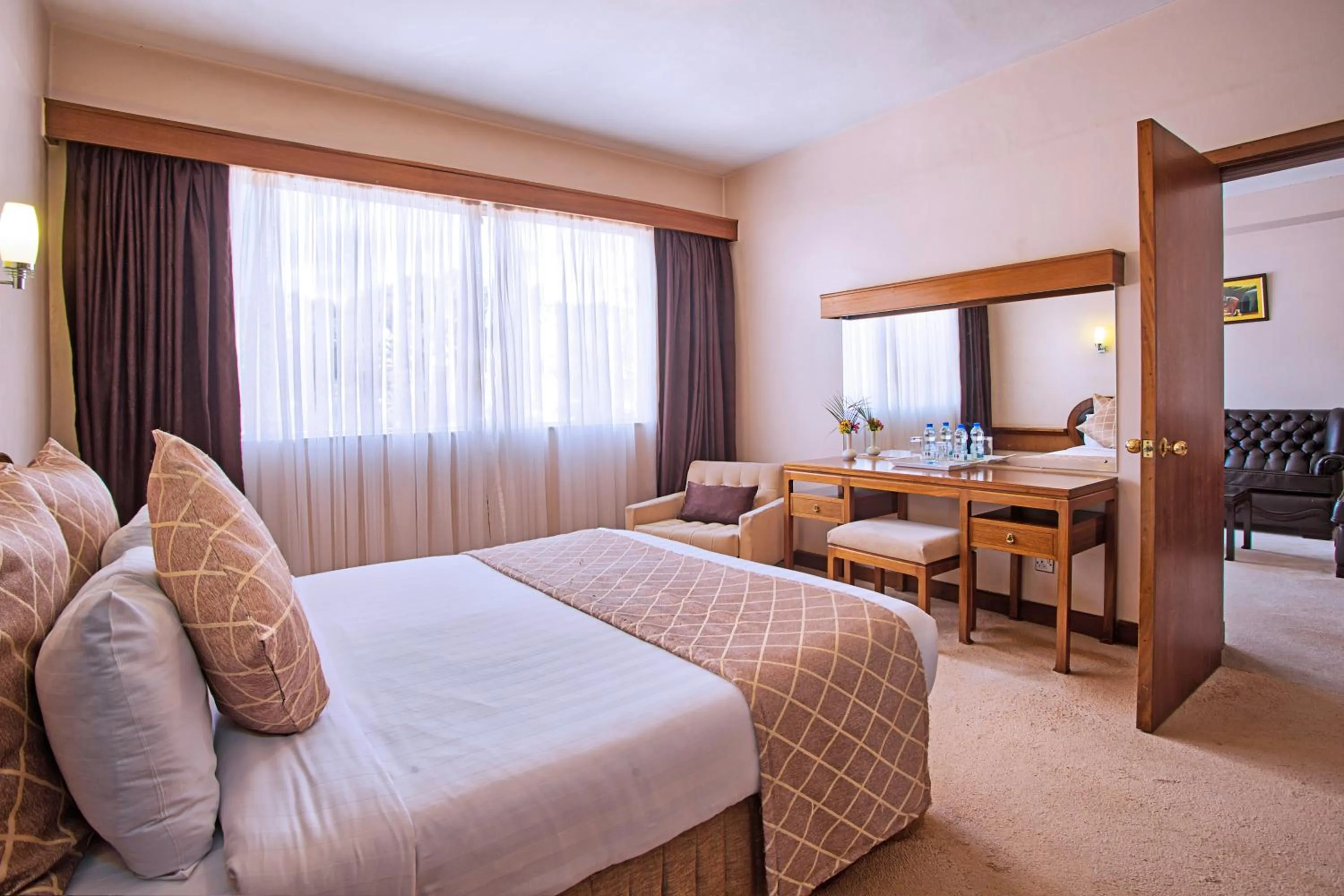 Bedroom in Sirikwa Hotel