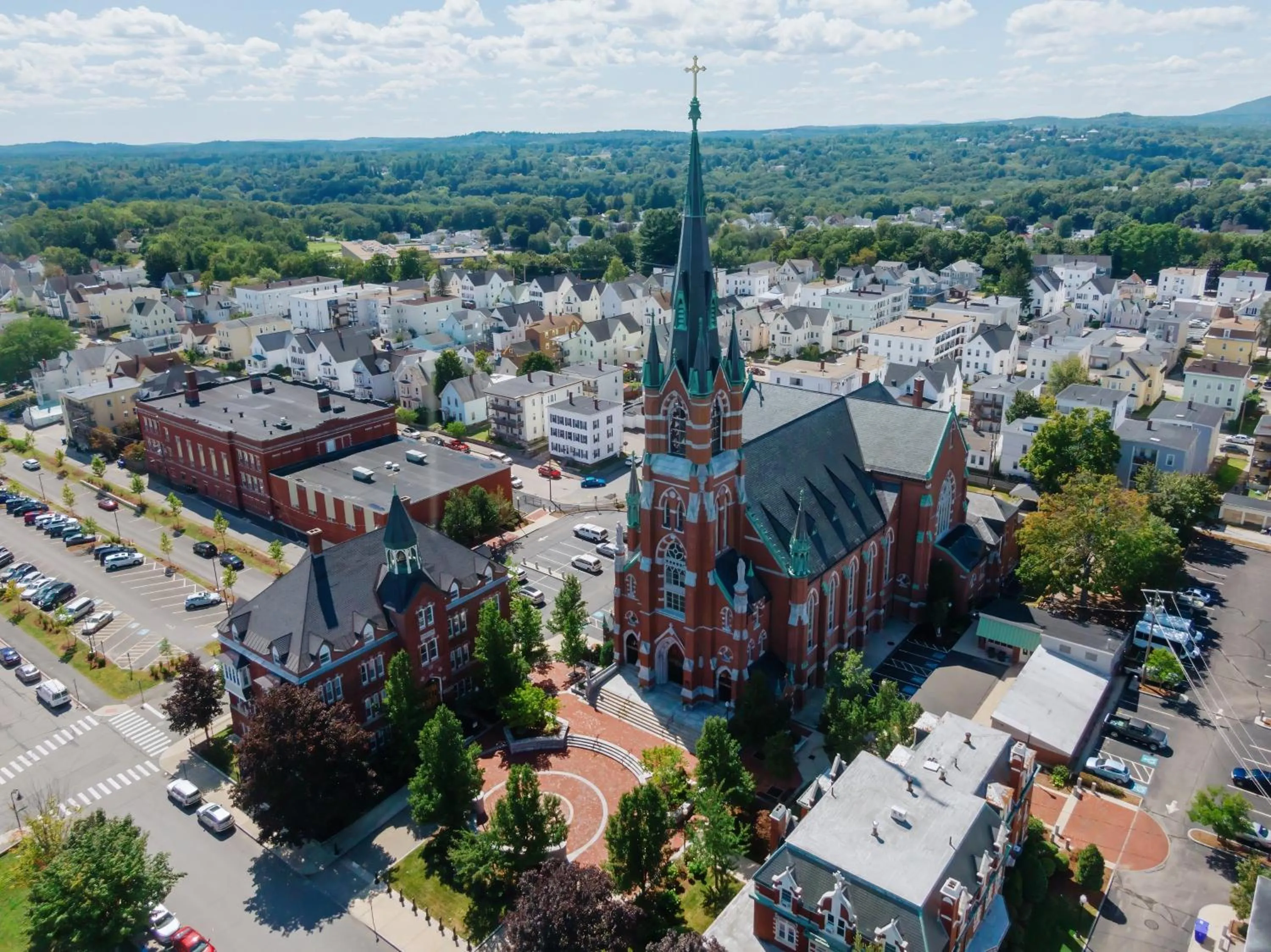 Nearby landmark in Holiday Inn Express Hotel & Suites Manchester - Airport by IHG