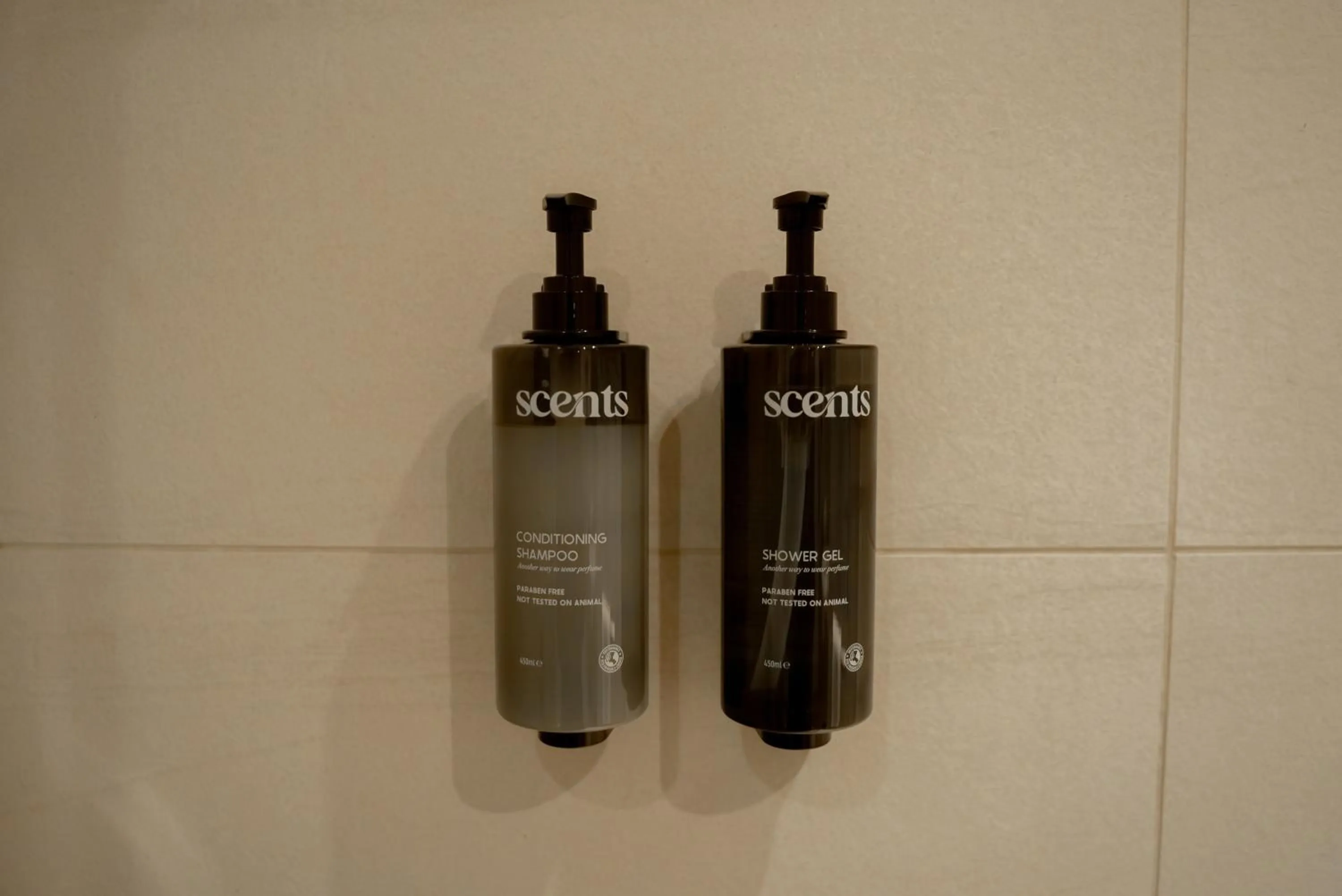 Shower in D'Resort @ Downtown East