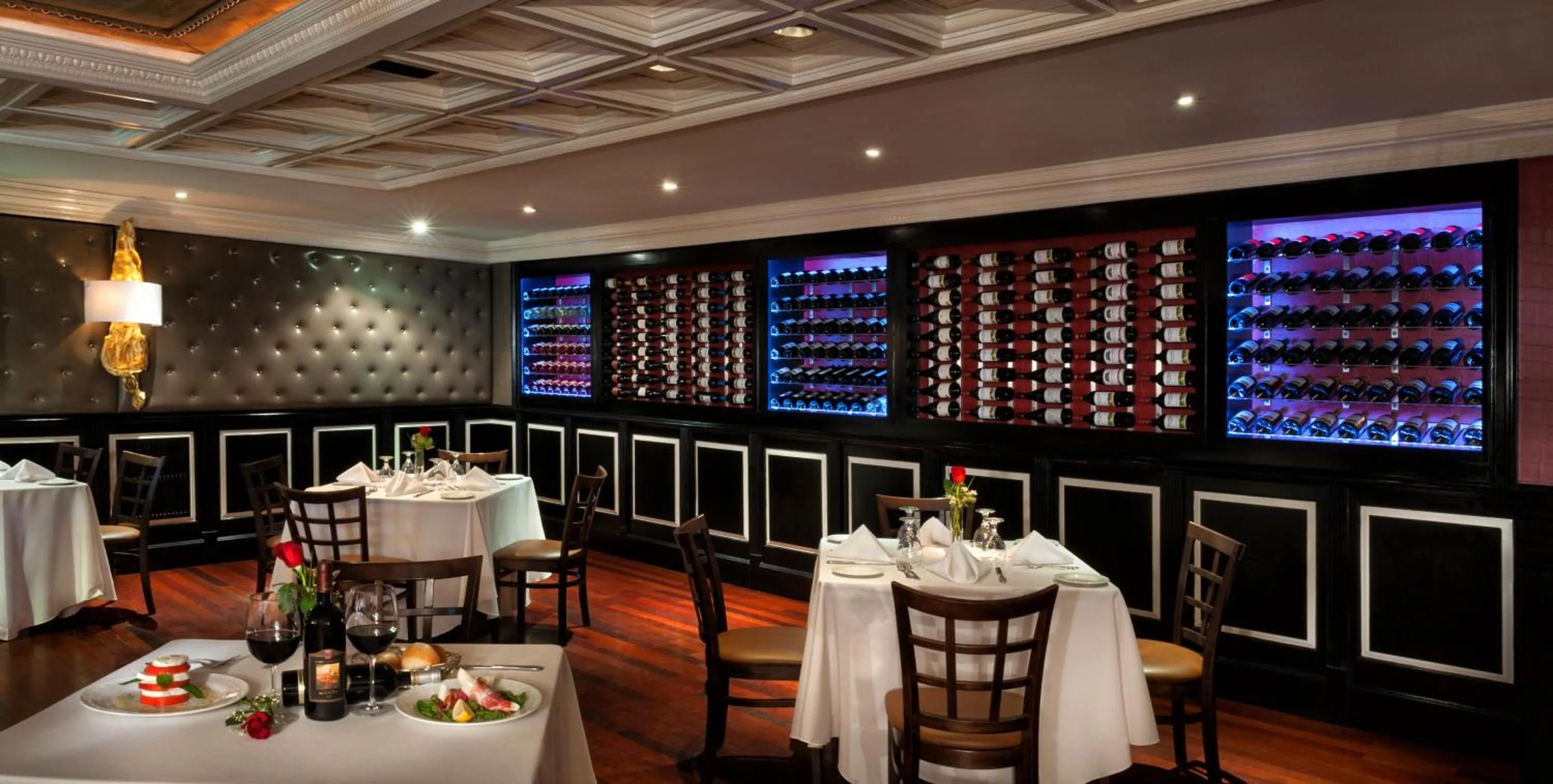 Restaurant/places to eat in The Inn At Fox Hollow Hotel