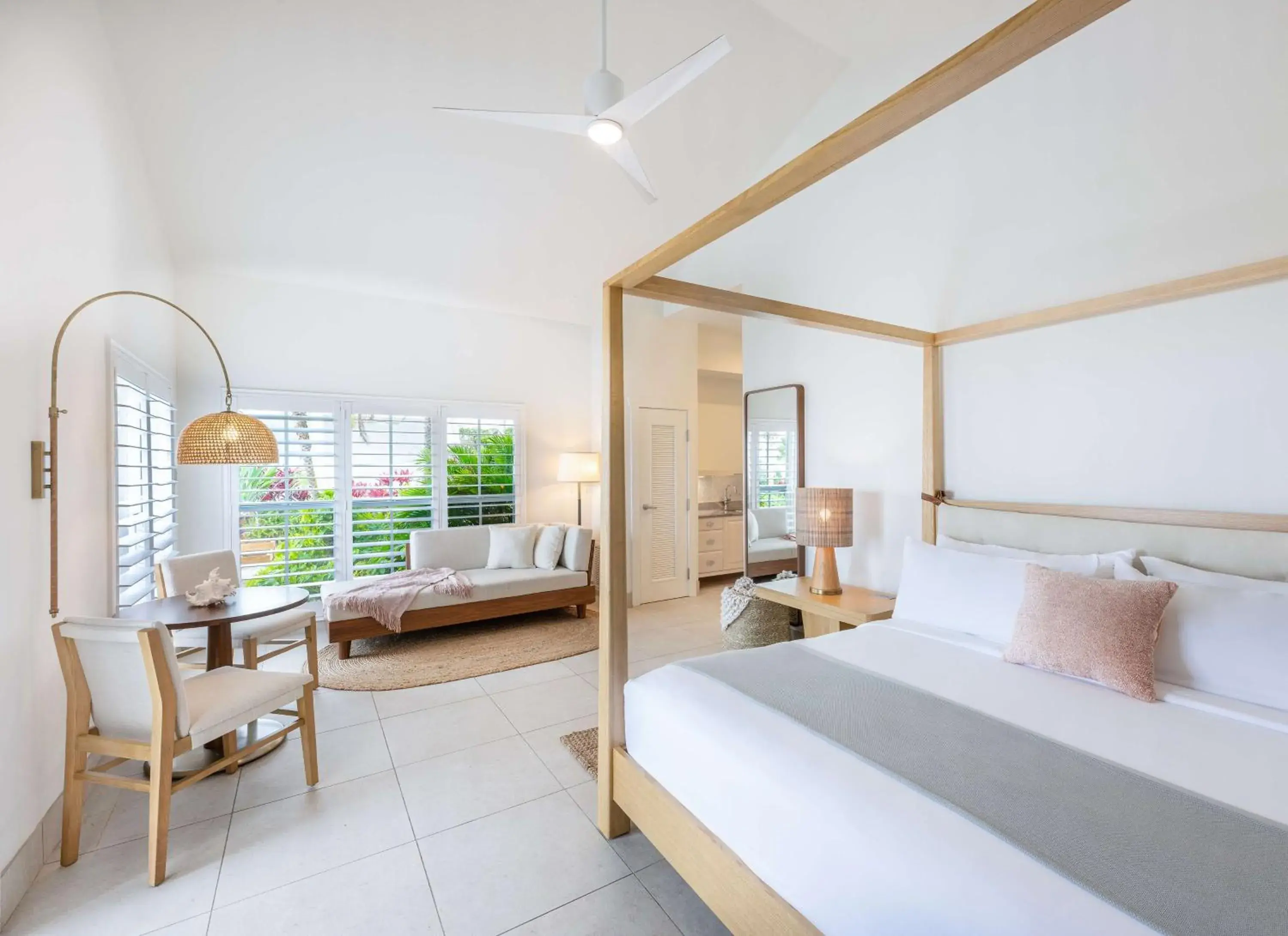 Bedroom, Bed in Islander Resort Bedroom, Bed in Islander Resort