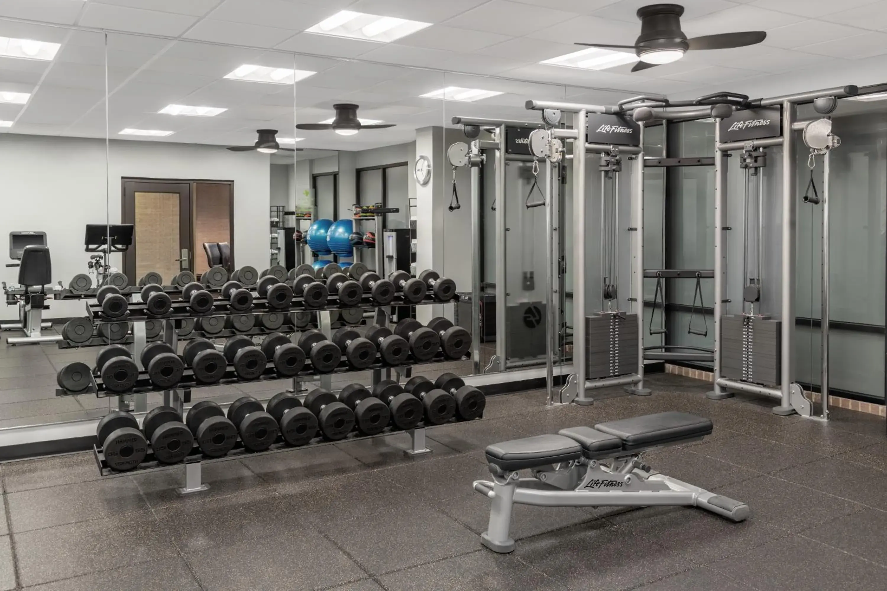 Fitness centre/facilities in DoubleTree by Hilton McLean Tysons Fitness centre/facilities in DoubleTree by Hilton McLean Tysons