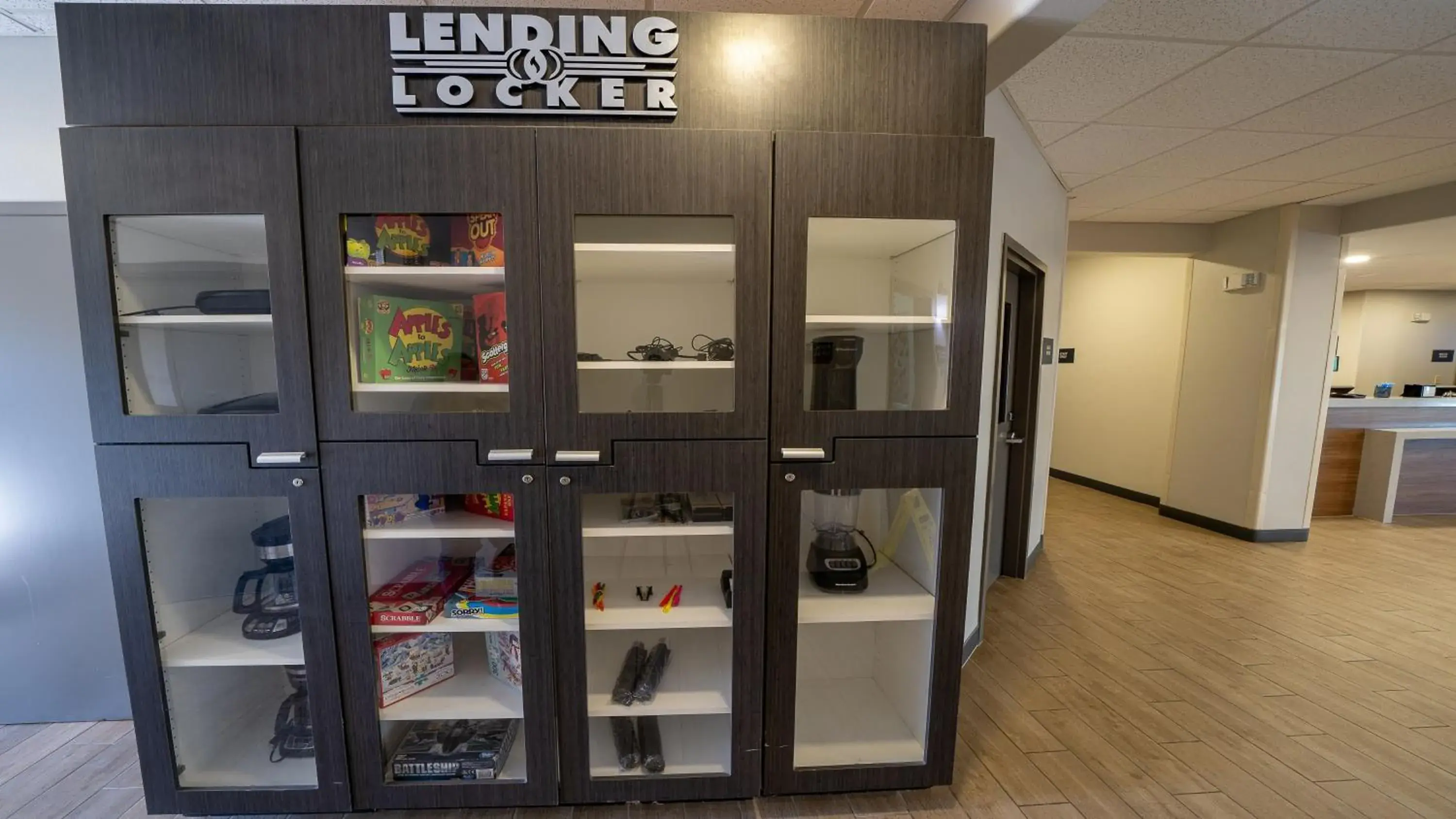 Lobby or reception in Candlewood Suites Baytown by IHG Lobby or reception in Candlewood Suites Baytown by IHG