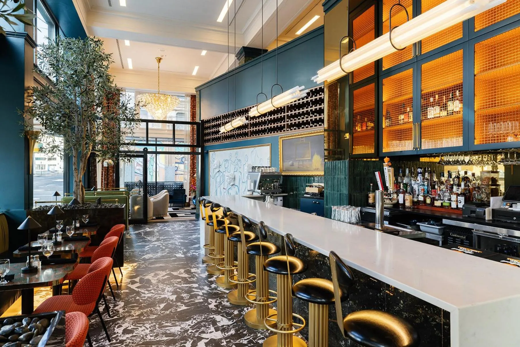 Restaurant/places to eat in voco Hotel Napoleon Memphis by IHG