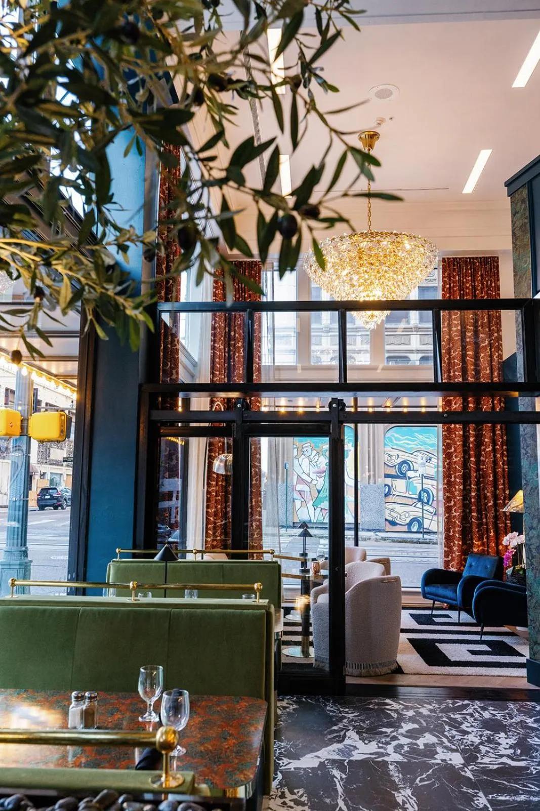 Restaurant/places to eat in voco Hotel Napoleon Memphis by IHG