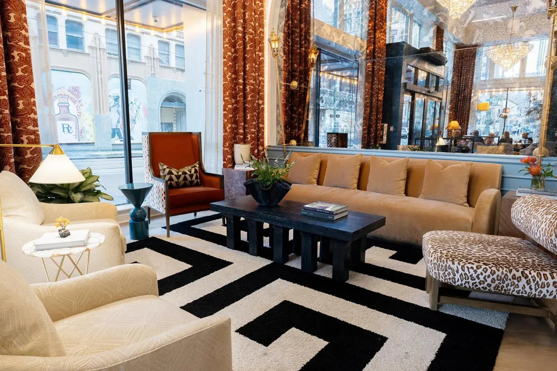 Property building in voco Hotel Napoleon Memphis by IHG Property building in voco Hotel Napoleon Memphis by IHG