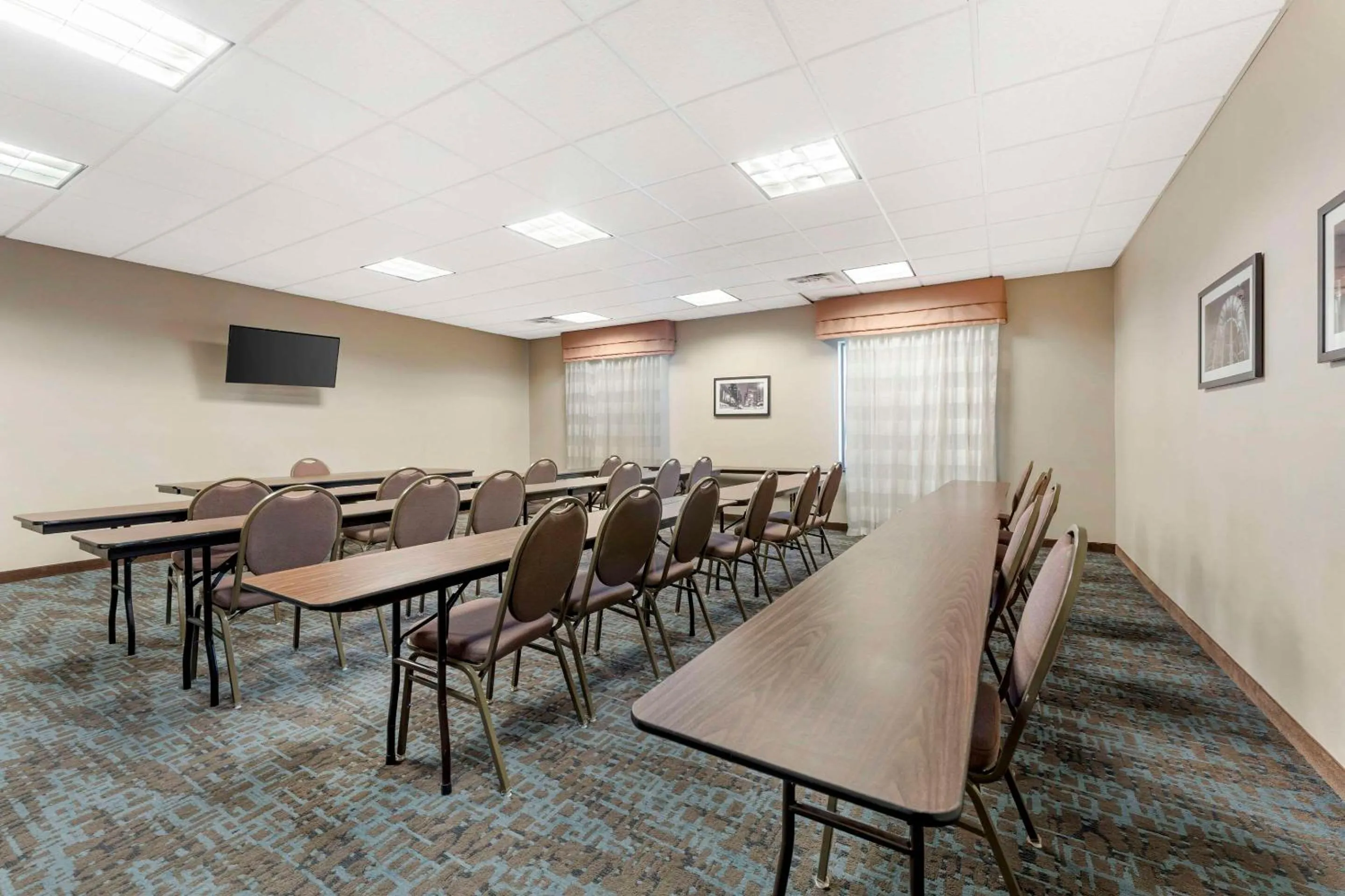 Meeting/conference room in Sleep Inn & Suites Cumberland
