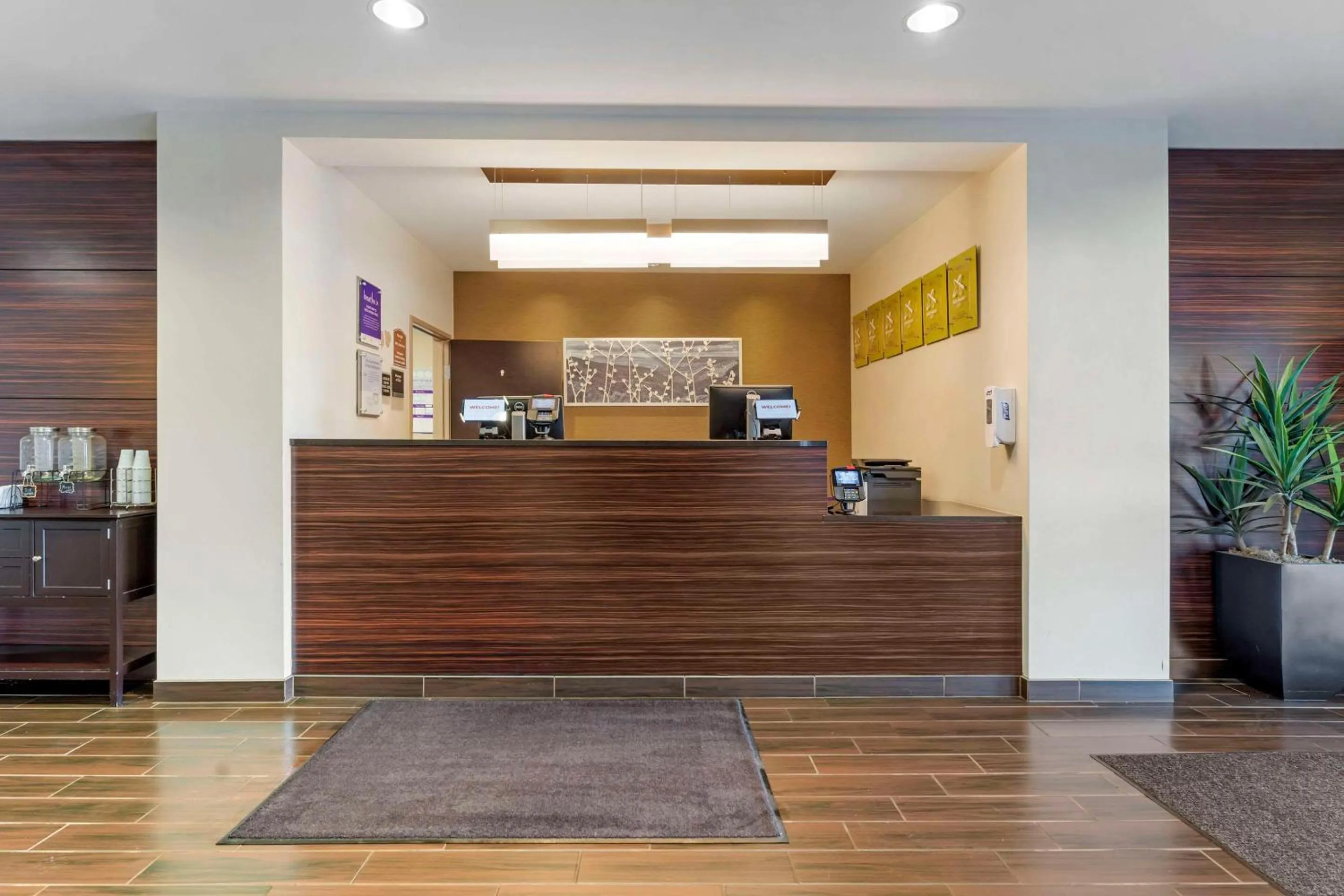 Lobby or reception in Sleep Inn & Suites Cumberland