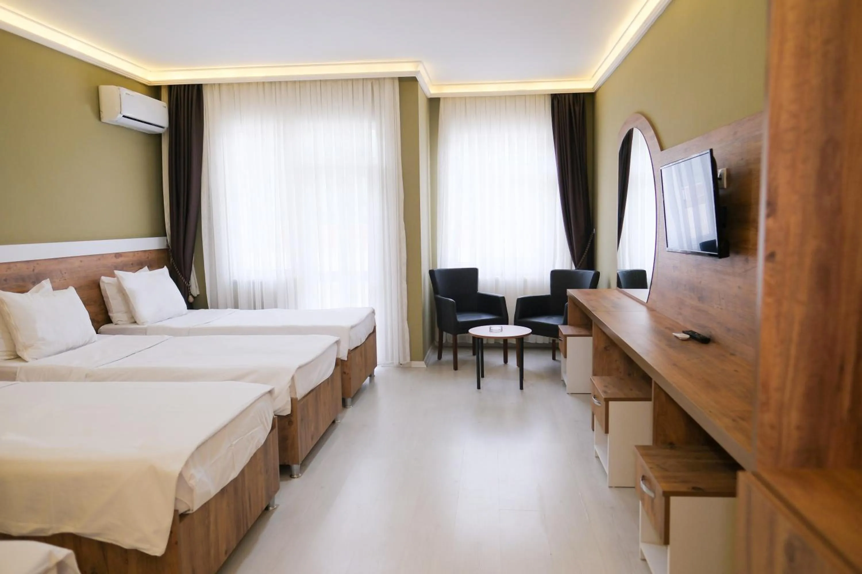 Photo of the whole room, Bed in Altayhan Otel