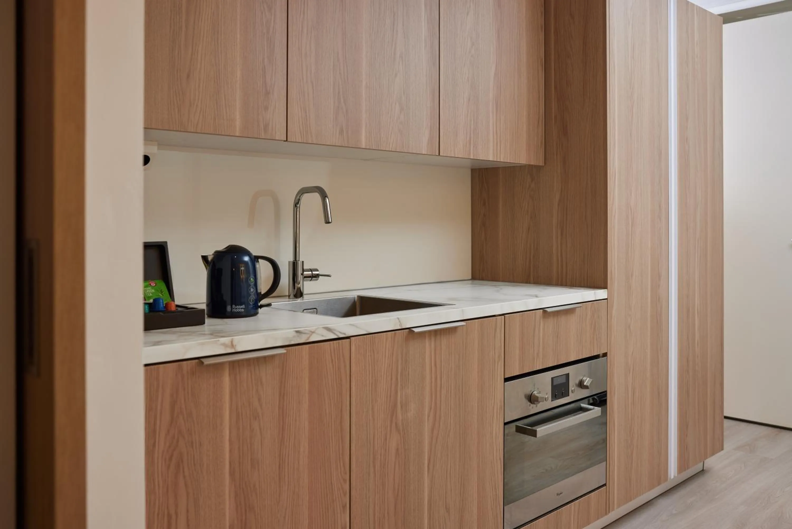 Kitchen or kitchenette in WestCord Fashion Hotel Amsterdam