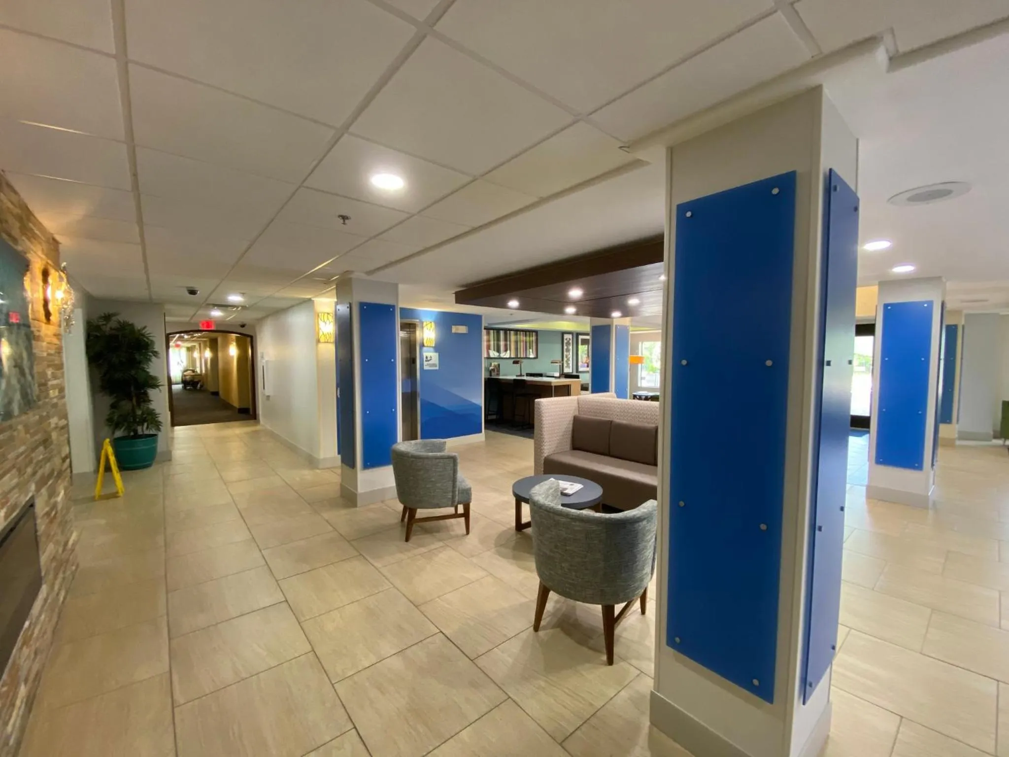 Breakfast in Holiday Inn Express Hotel & Suites Jacksonville-Blount Island by IHG