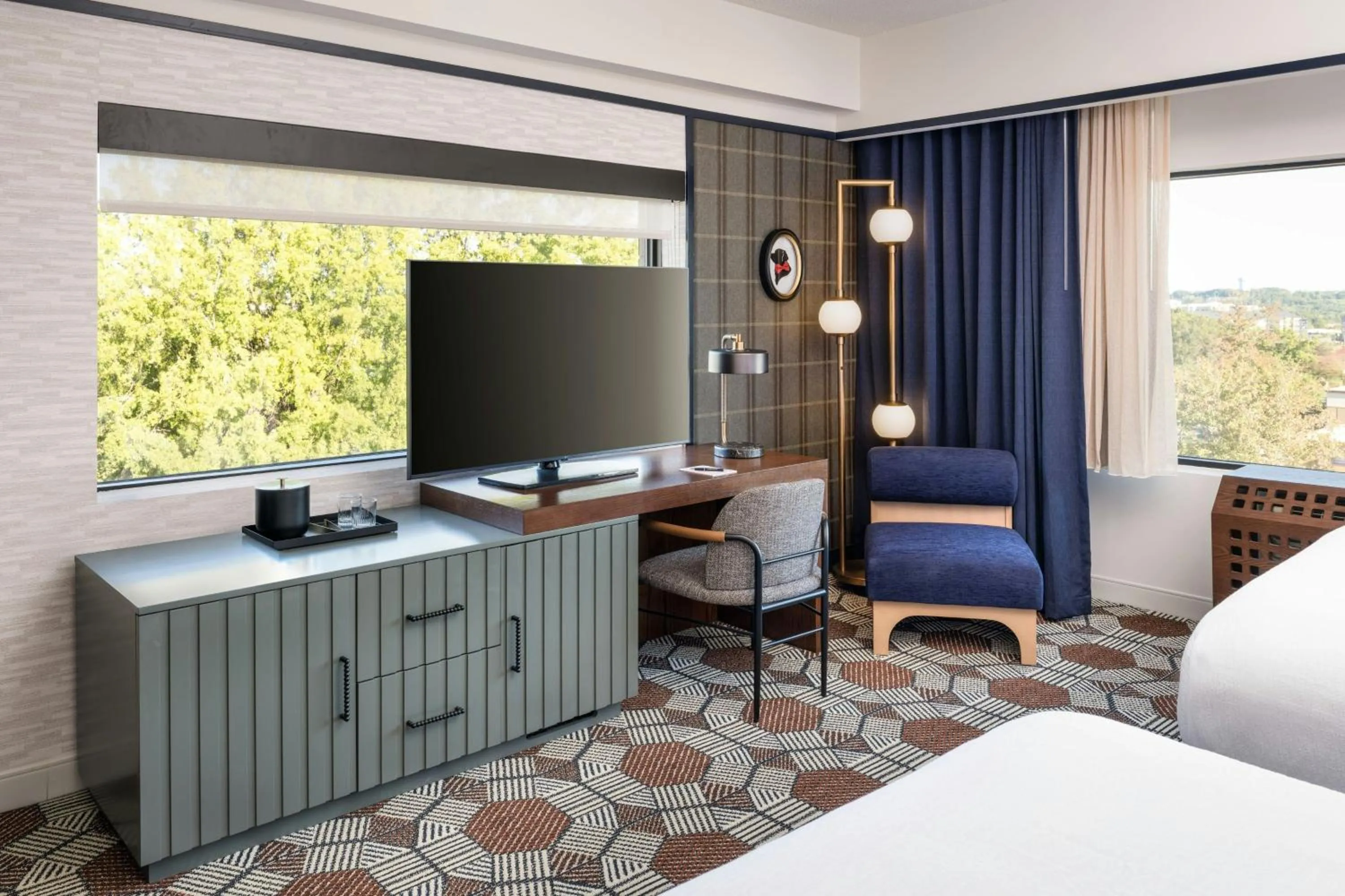 Photo of the whole room, Bed in The Mecklen Hotel, a Tribute Portfolio Hotel