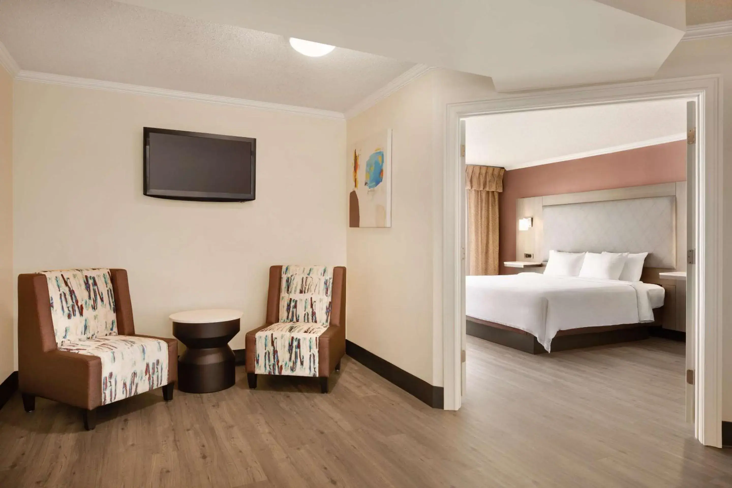 Bedroom in Radisson Hotel Lenexa Overland Park Bedroom in Radisson Hotel Lenexa Overland Park