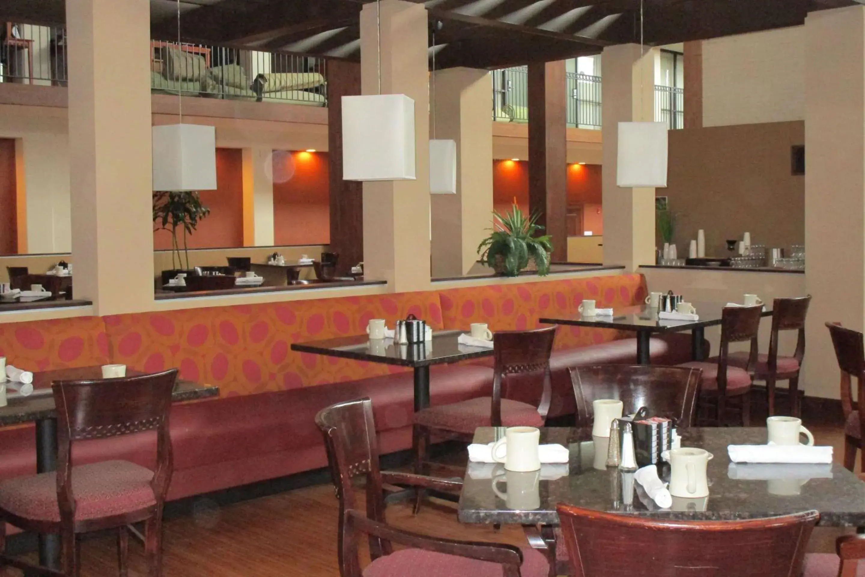 Restaurant/places to eat in Radisson Hotel Lenexa Overland Park Restaurant/places to eat in Radisson Hotel Lenexa Overland Park