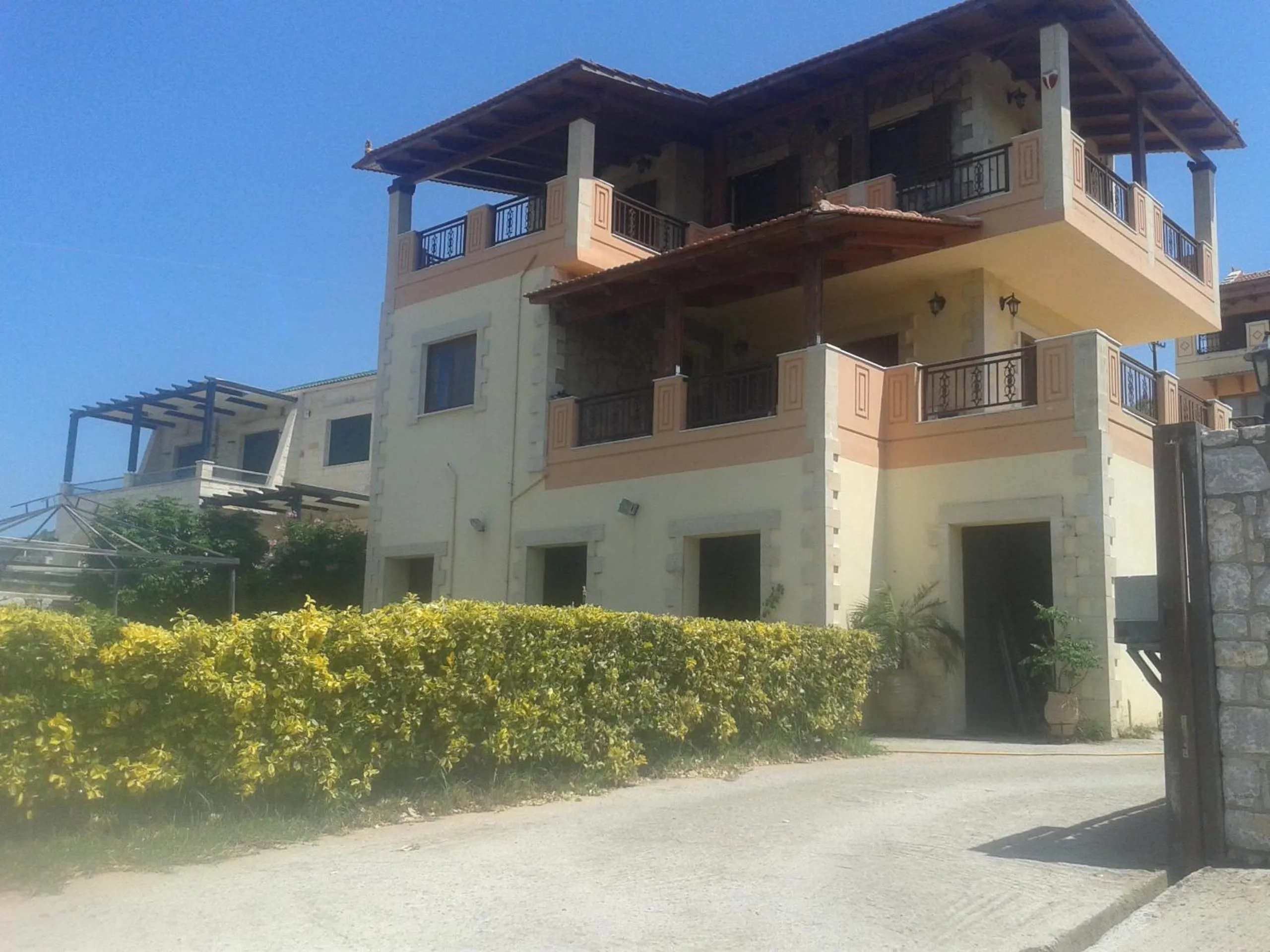 Property building in Nikos Studio