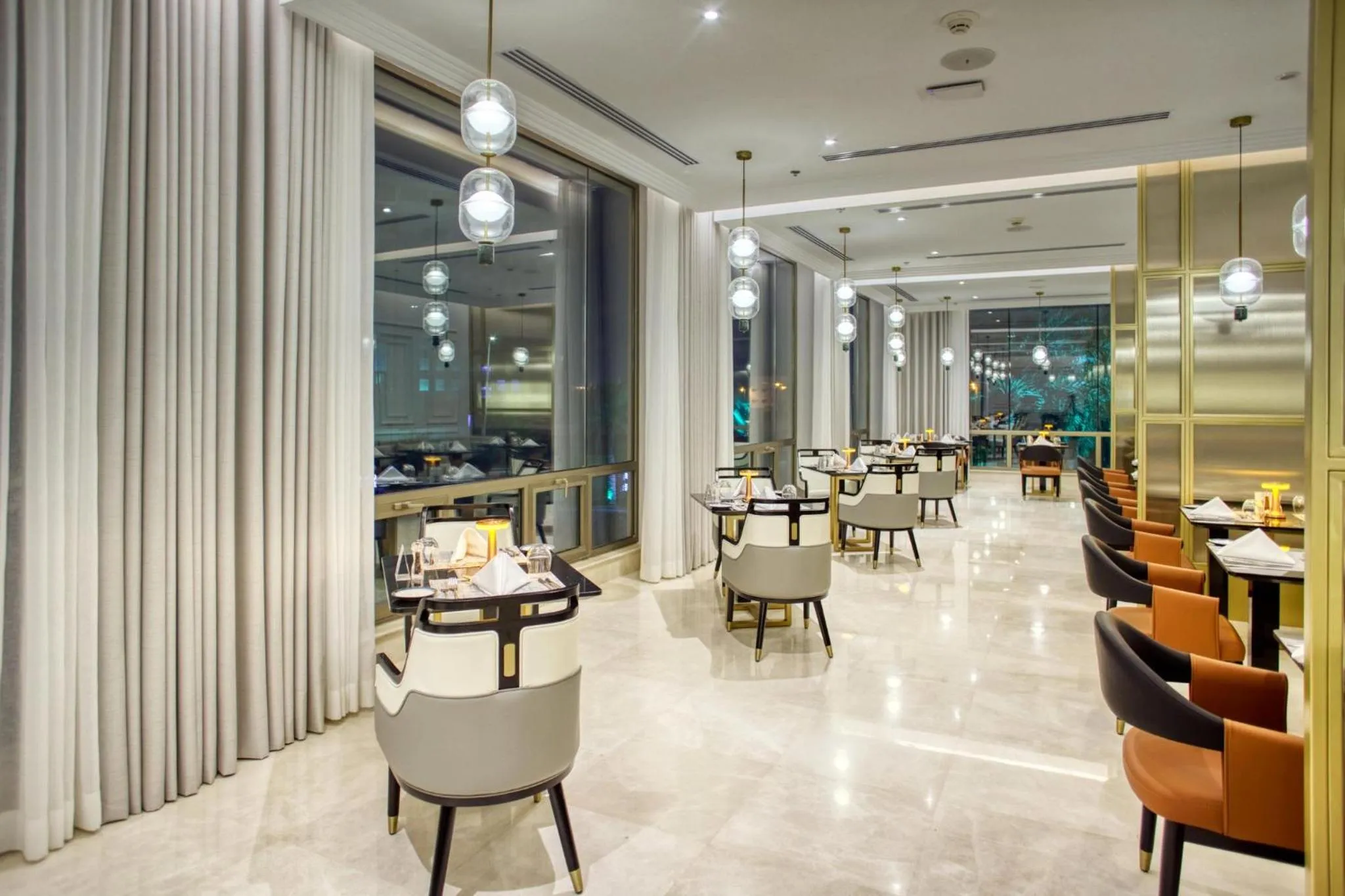 Restaurant/places to eat in Al Ahsa InterContinental by IHG