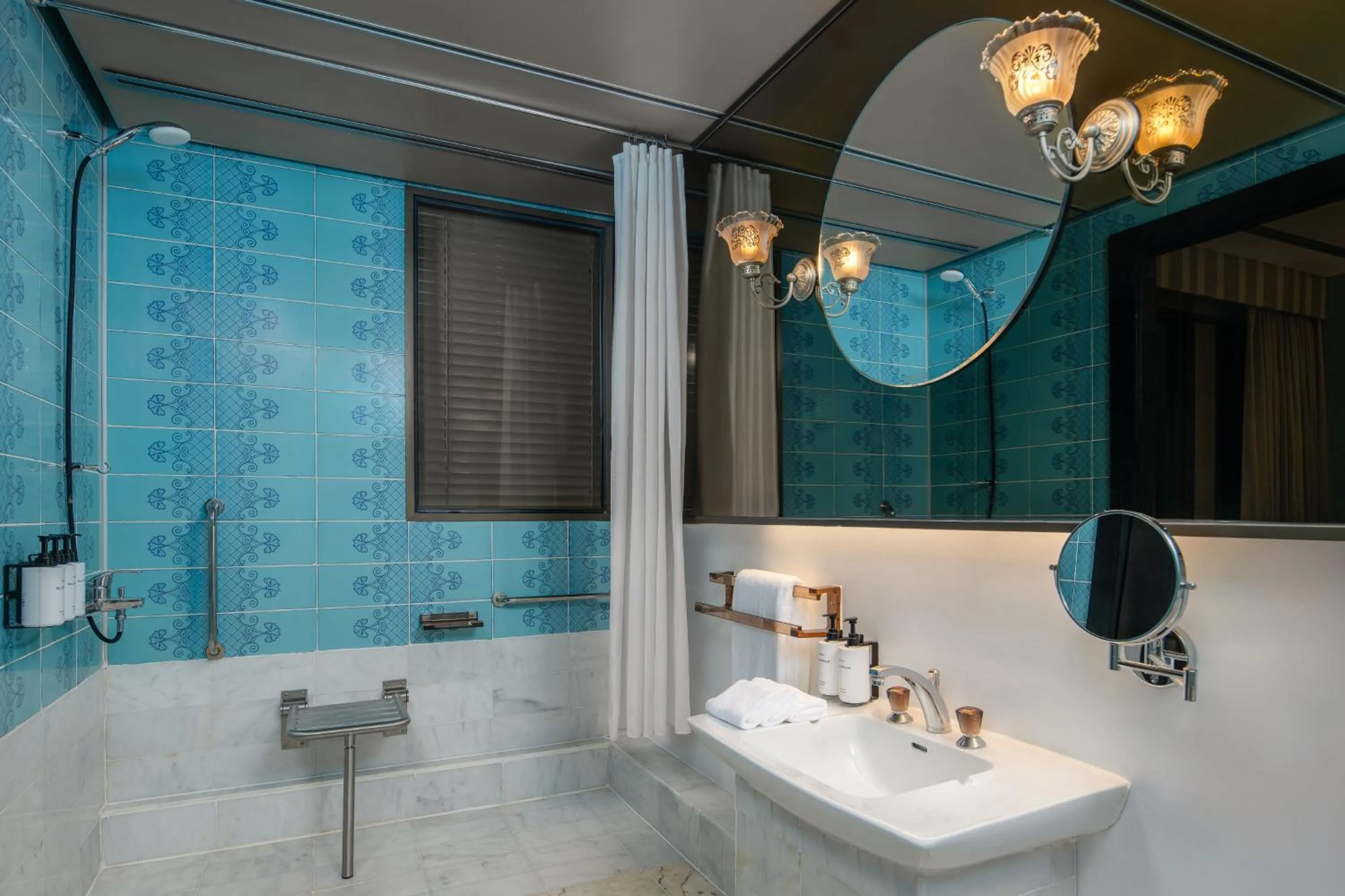 Photo of the whole room in InterContinental Taif by IHG