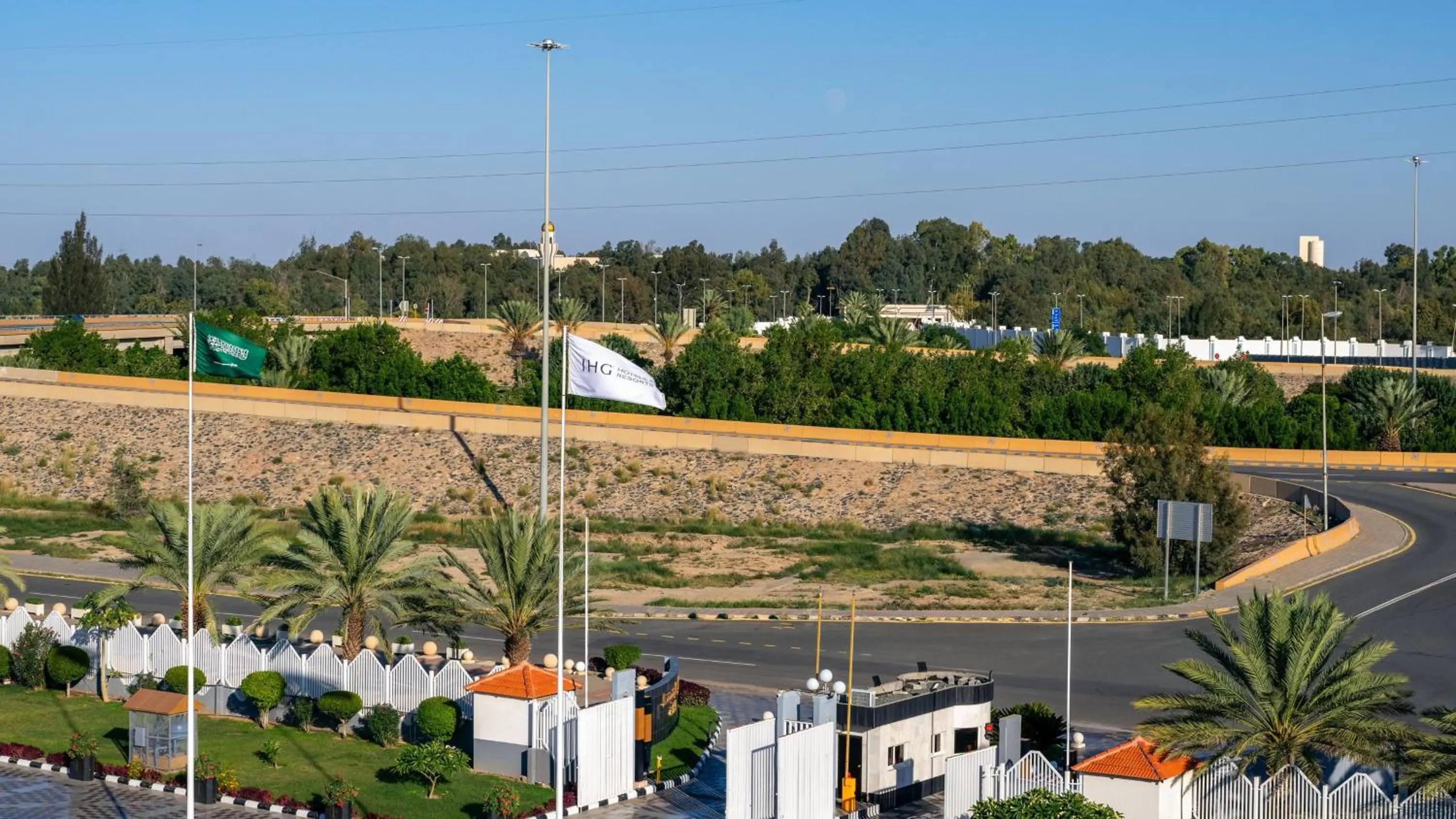 Photo of the whole room in InterContinental Taif by IHG