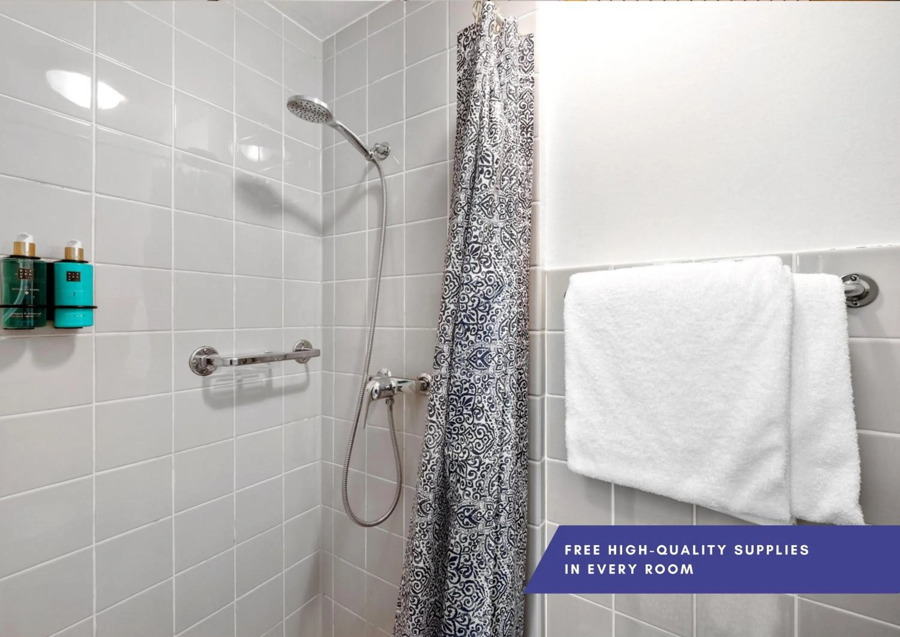 Shower in Becozy Self Check-in Pop-Up Hotel Basel