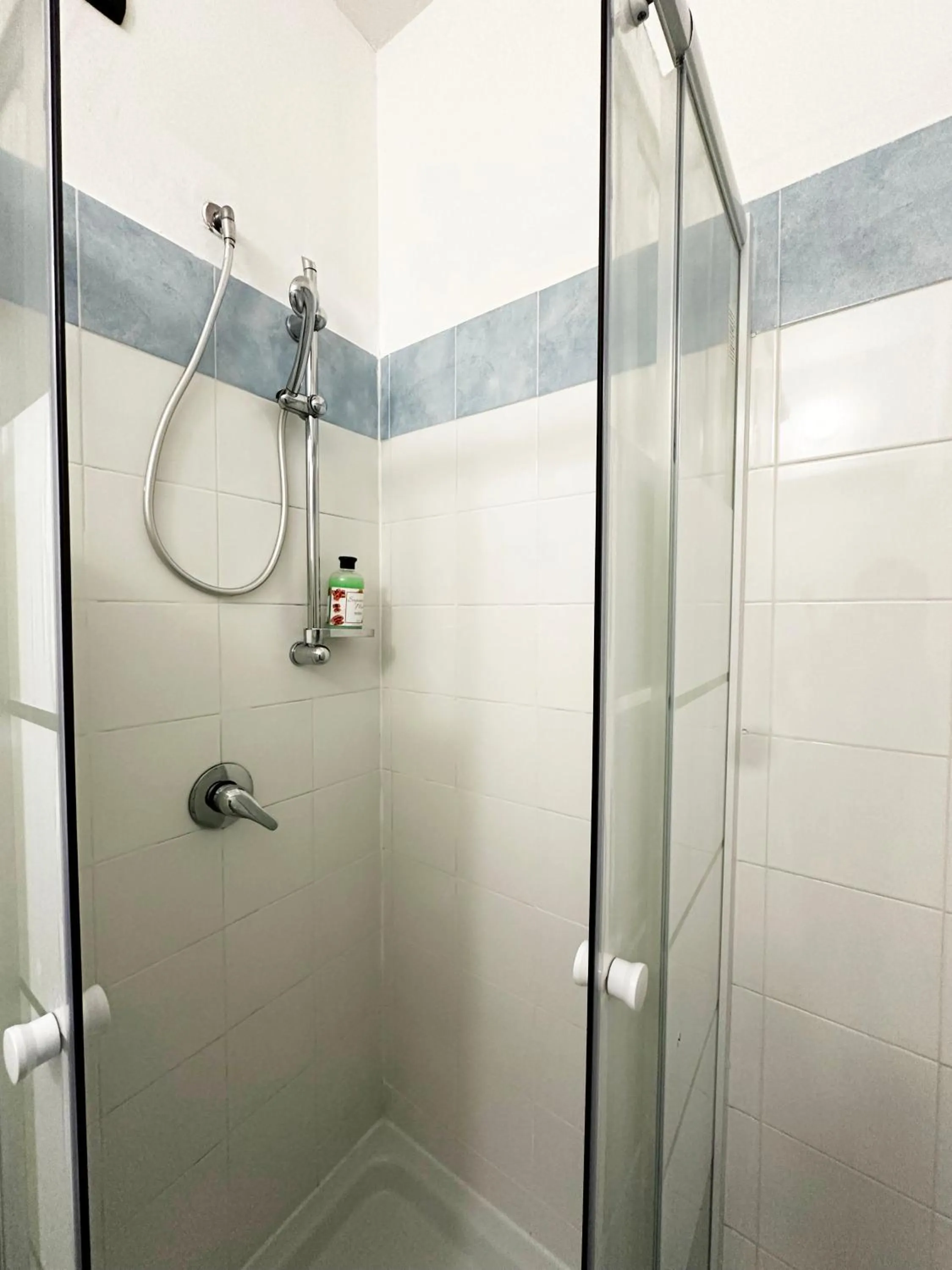 Bathroom in Mio Hostel