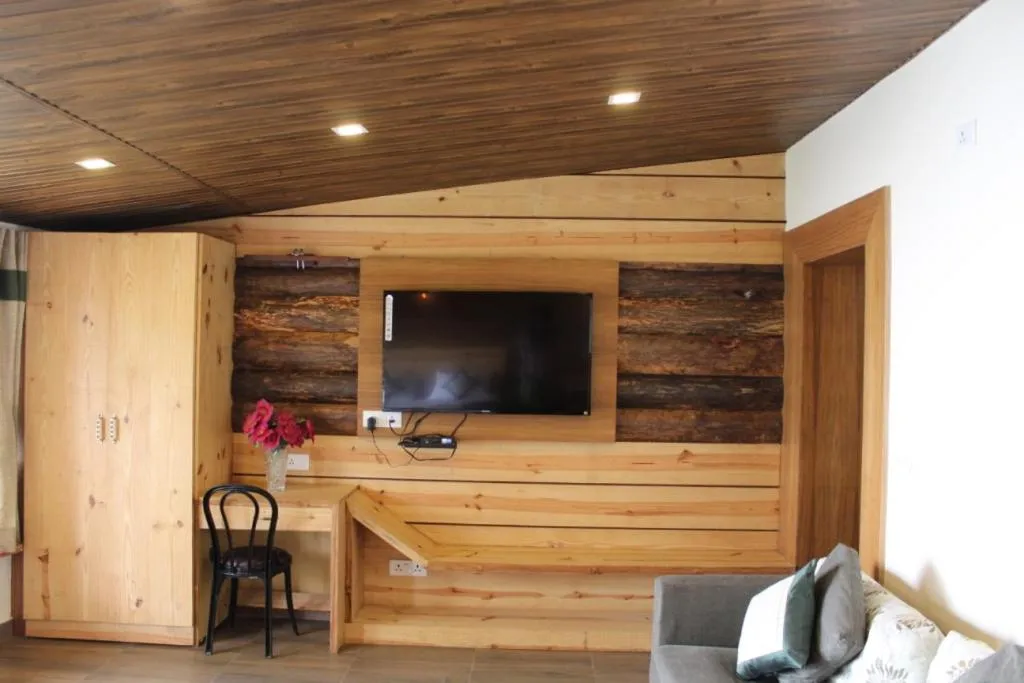 Property building in Jharipani Castle