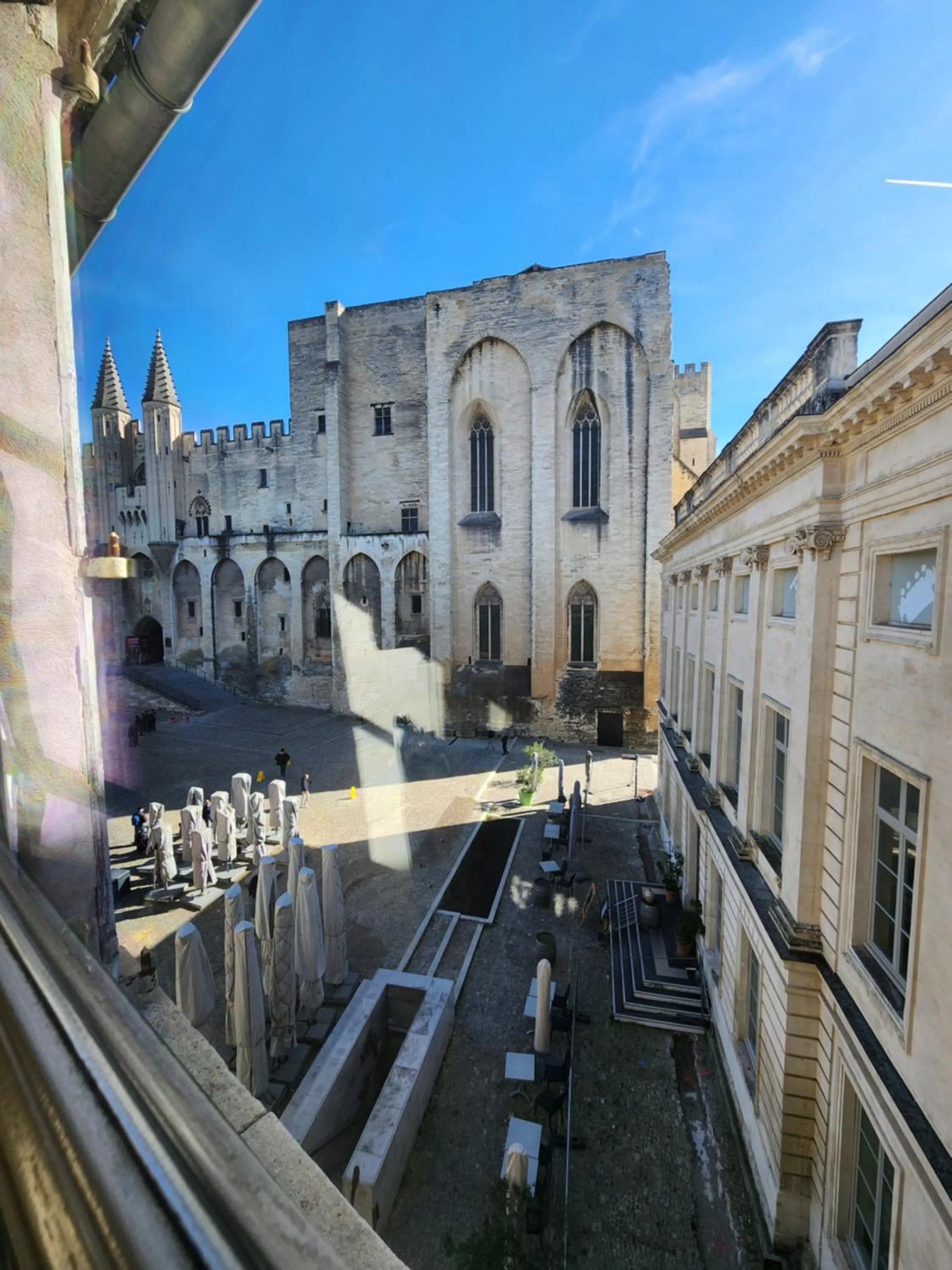 Property building in Hôtel du Palais des Papes