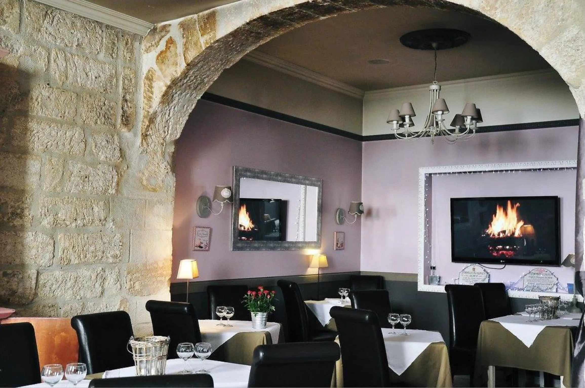 Restaurant/places to eat in Hôtel du Palais des Papes