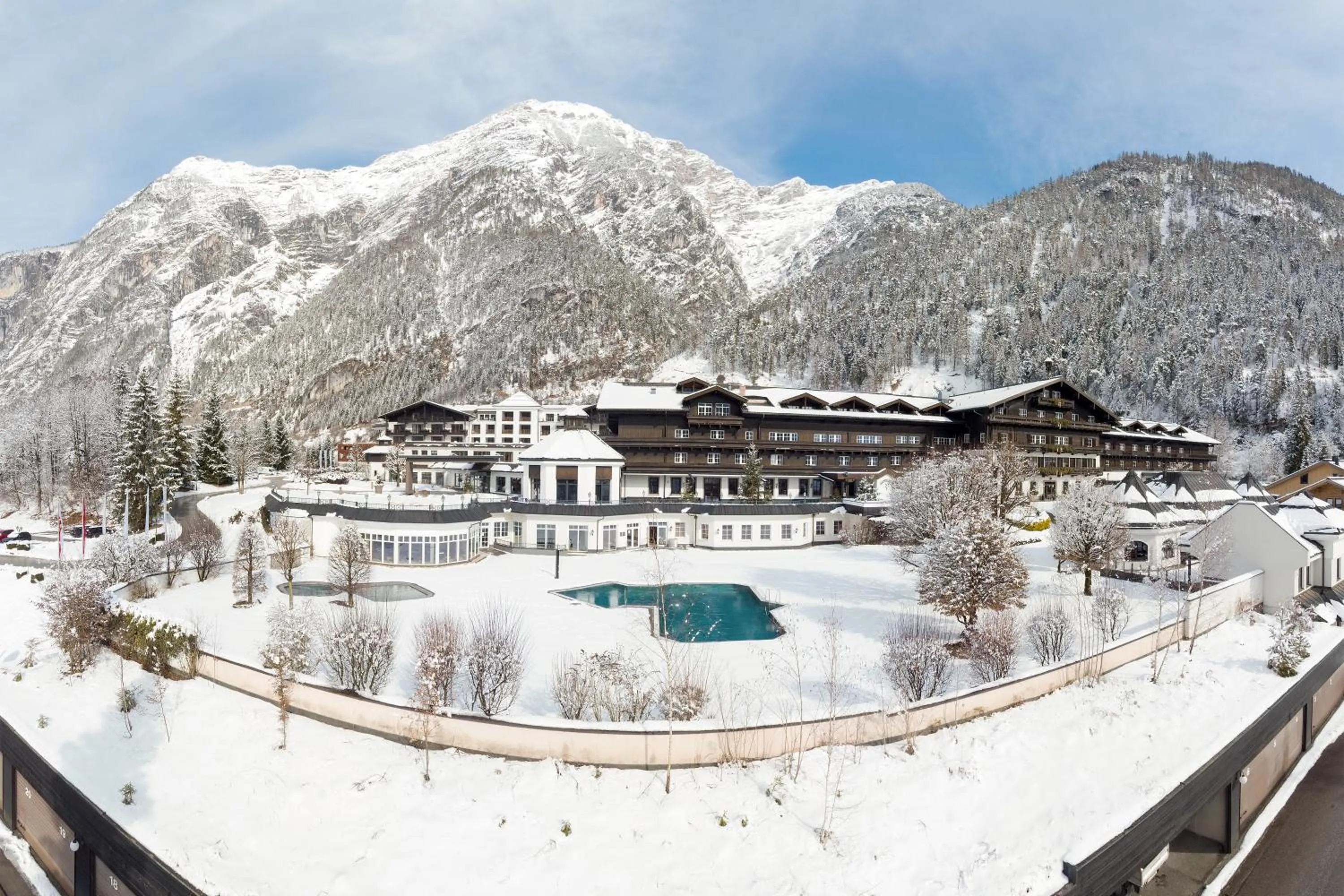 Property building in Hotel Gut Brandlhof