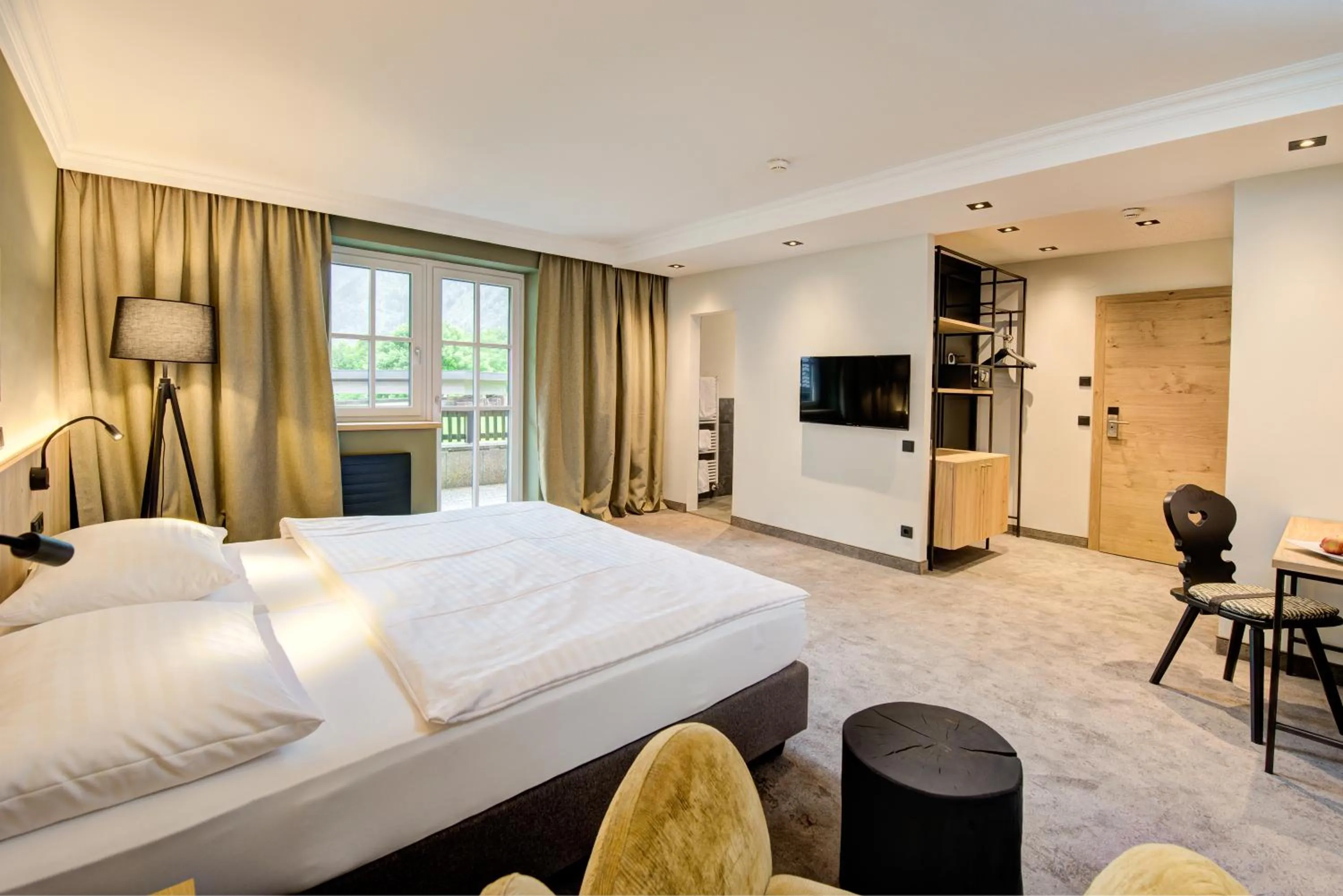 Photo of the whole room, Bed in Hotel Gut Brandlhof