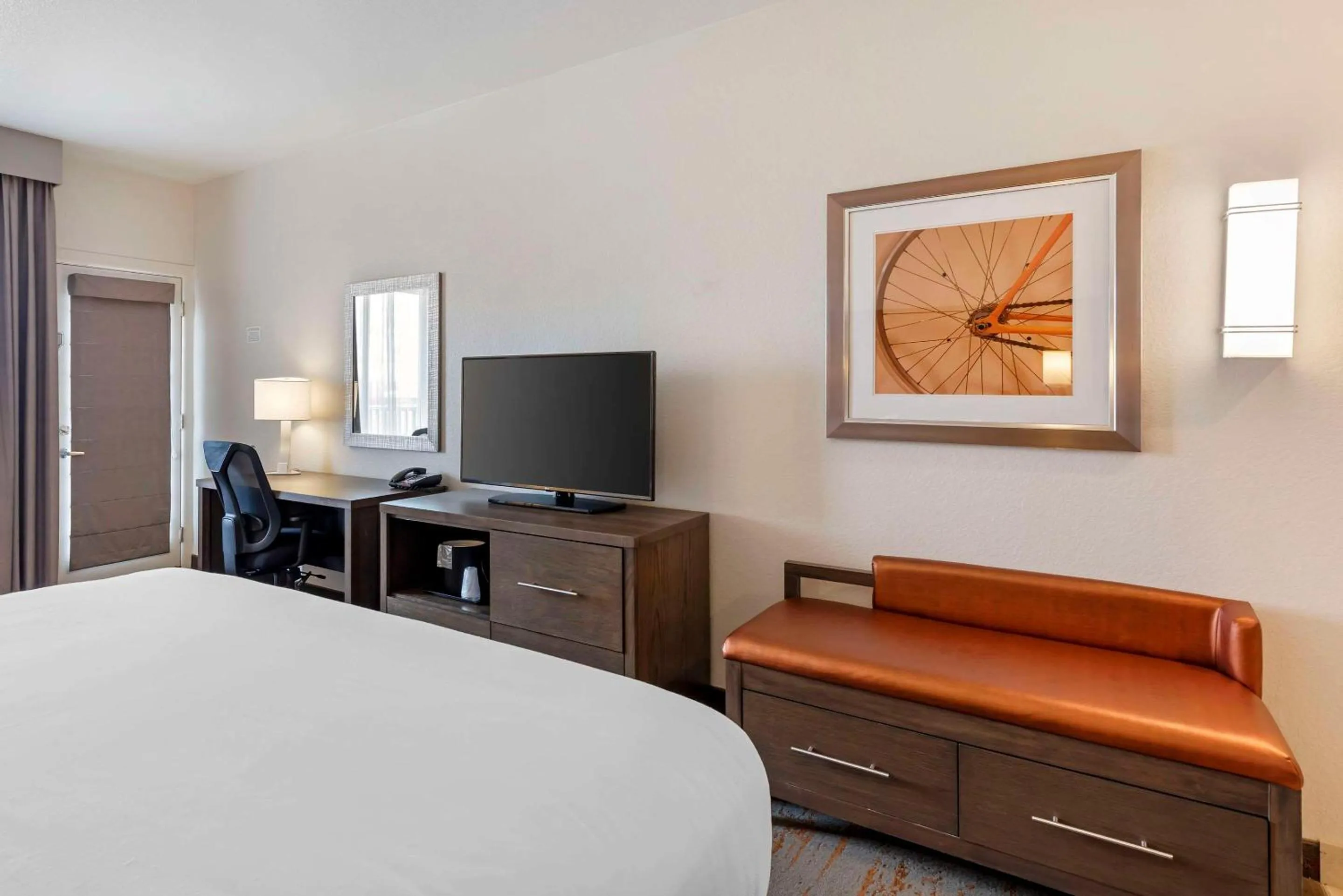 Bedroom, Bed in Comfort Inn & Suites Brighton Denver NE Medical Center