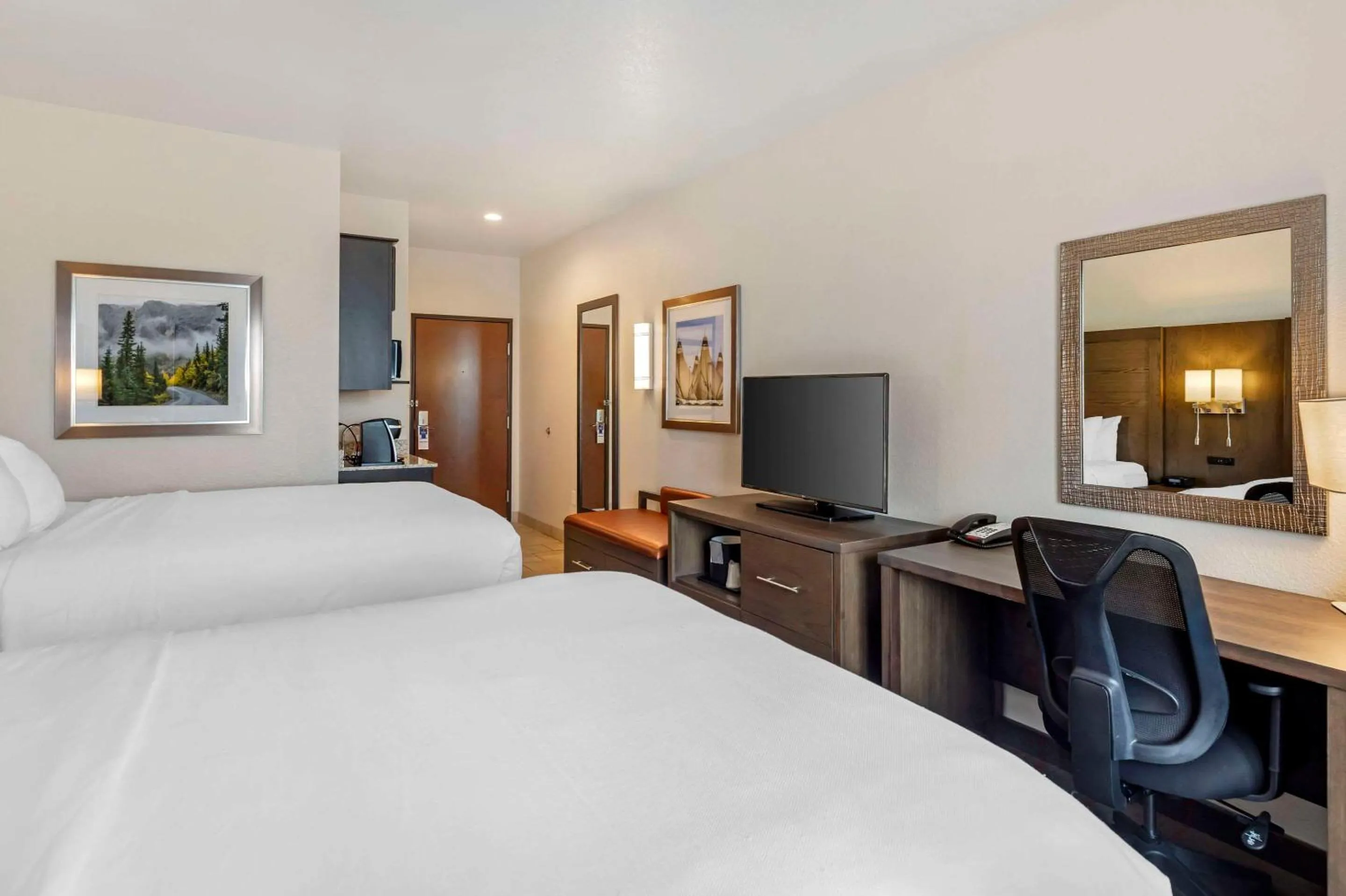 Bedroom, Bed in Comfort Inn & Suites Brighton Denver NE Medical Center