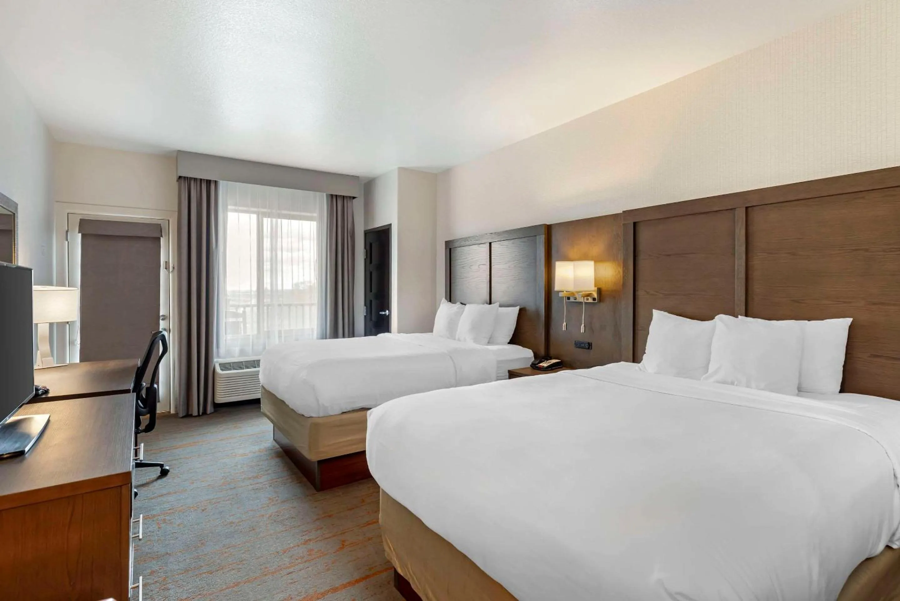 Bedroom, Bed in Comfort Inn & Suites Brighton Denver NE Medical Center