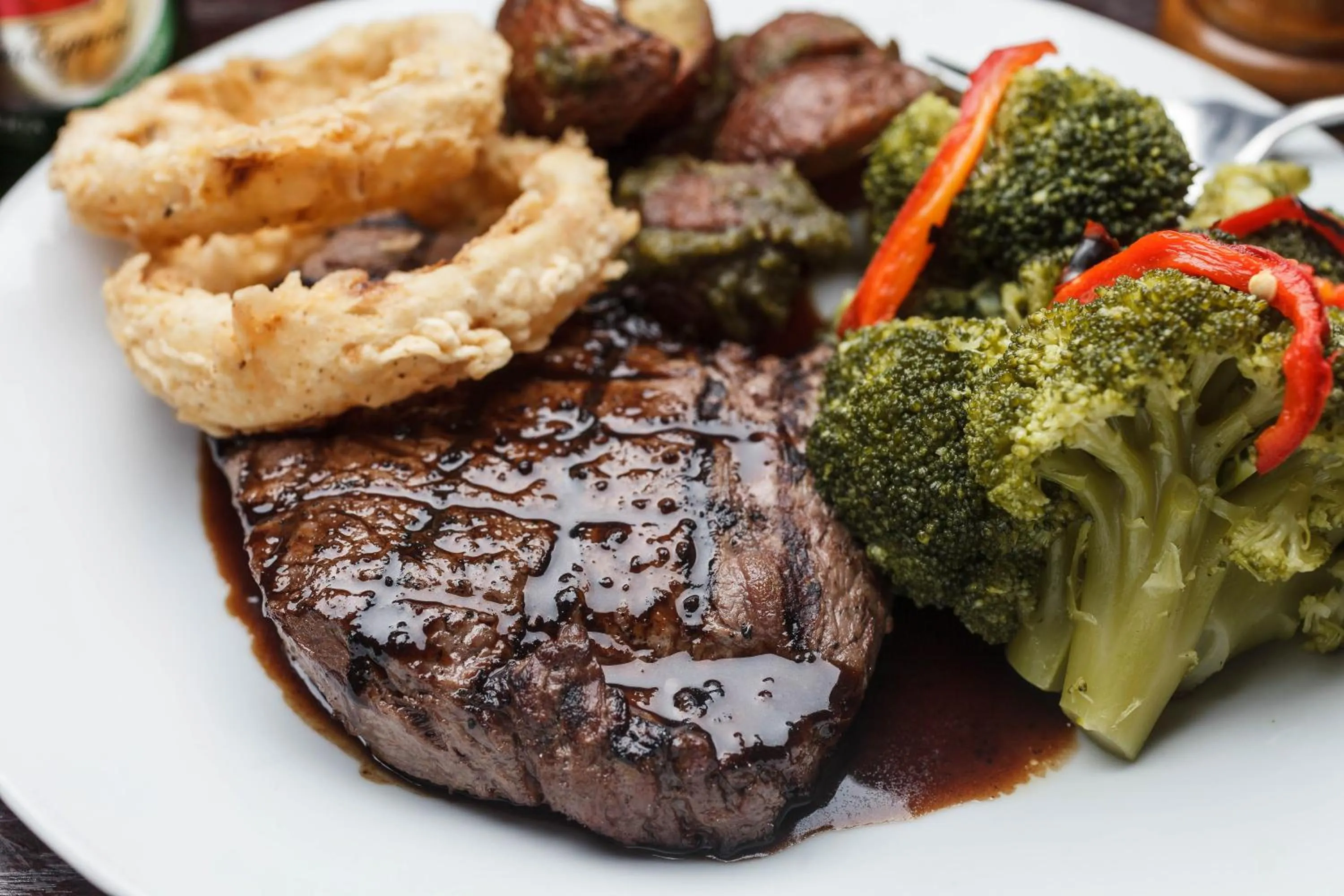 Restaurant/places to eat in Holiday Inn New Orleans West Bank Tower by IHG