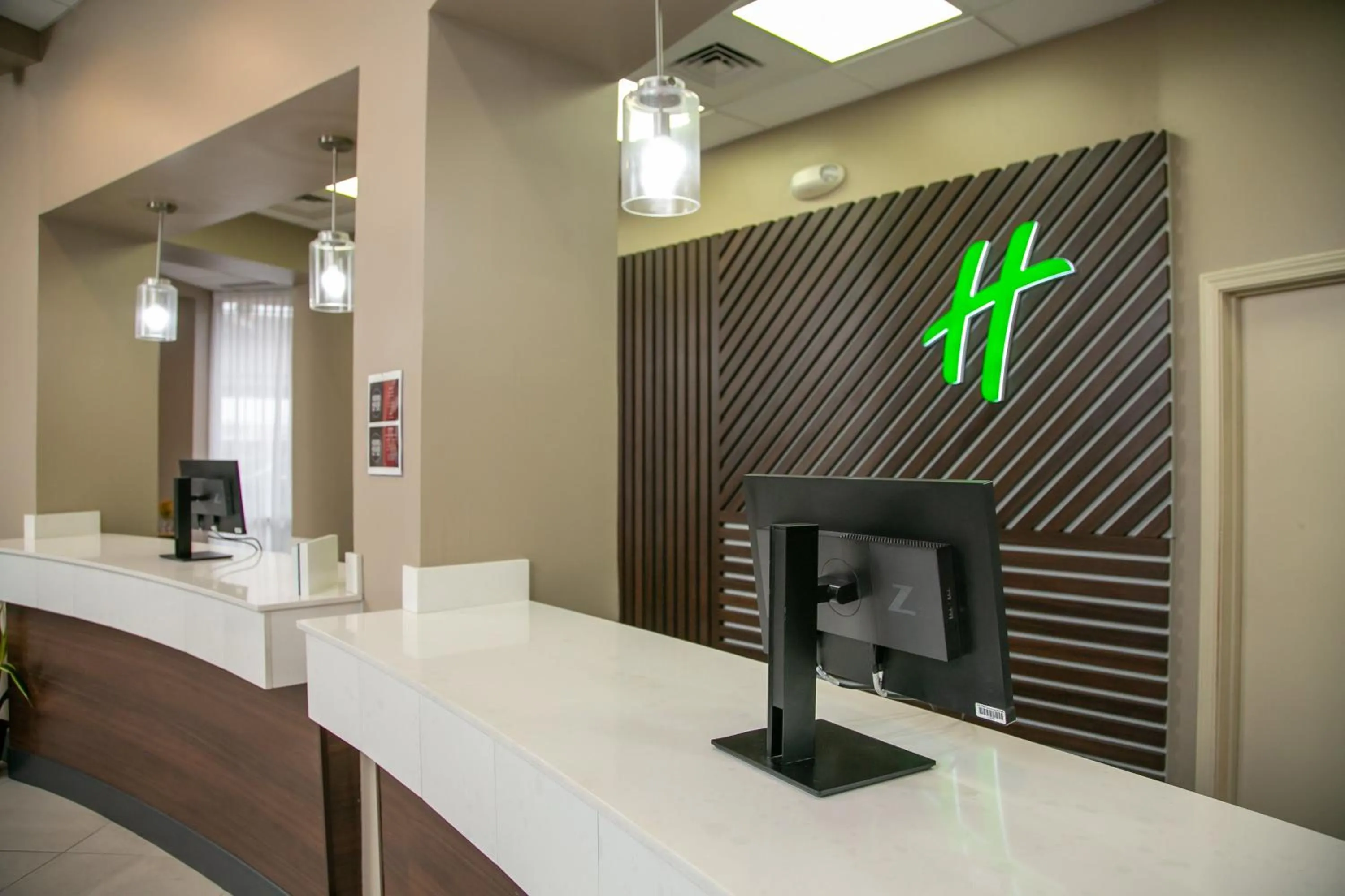 Property building in Holiday Inn New Orleans West Bank Tower by IHG