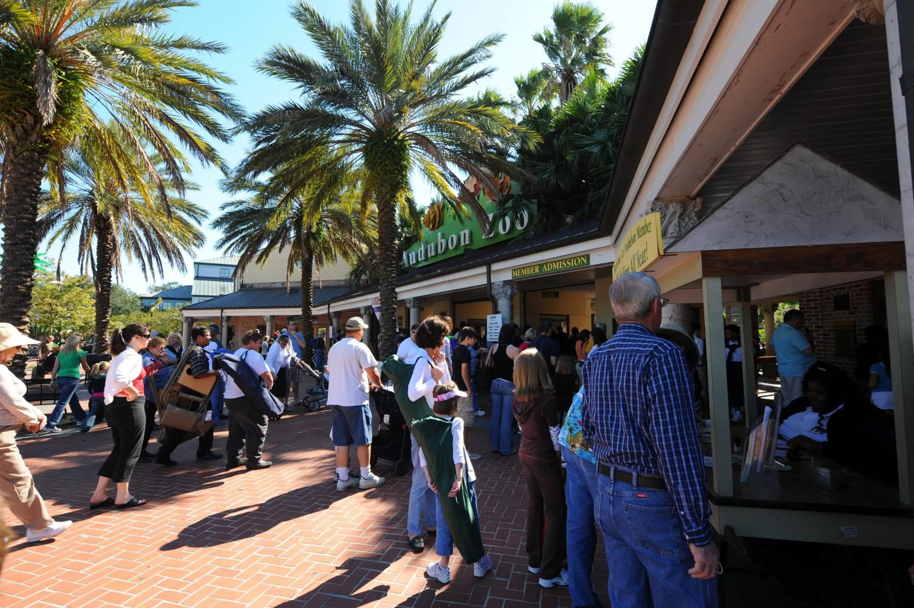 Nearby landmark in Holiday Inn New Orleans West Bank Tower by IHG