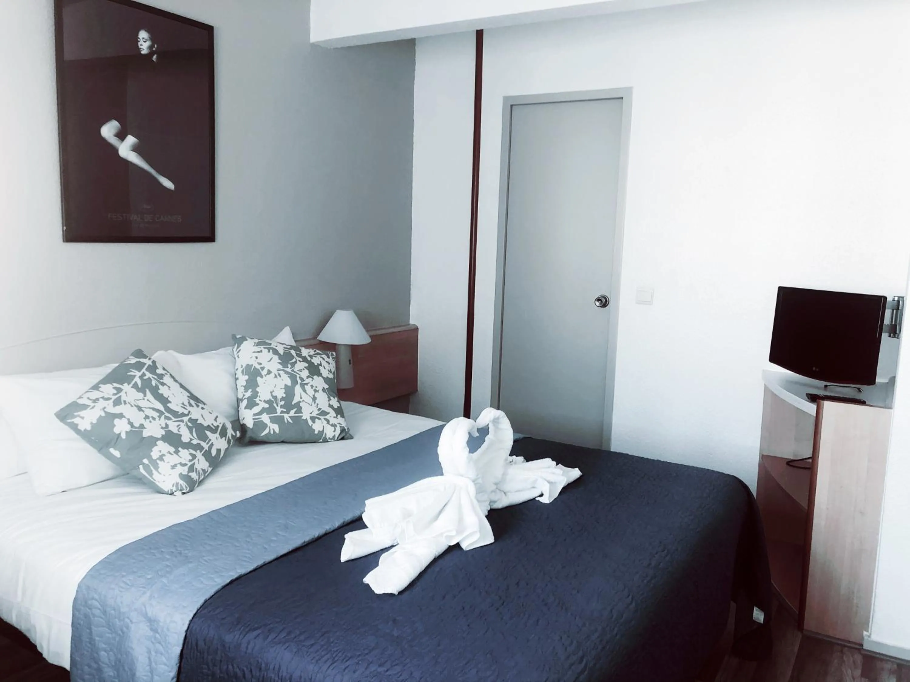 TV and multimedia, Bed in Resothel Group