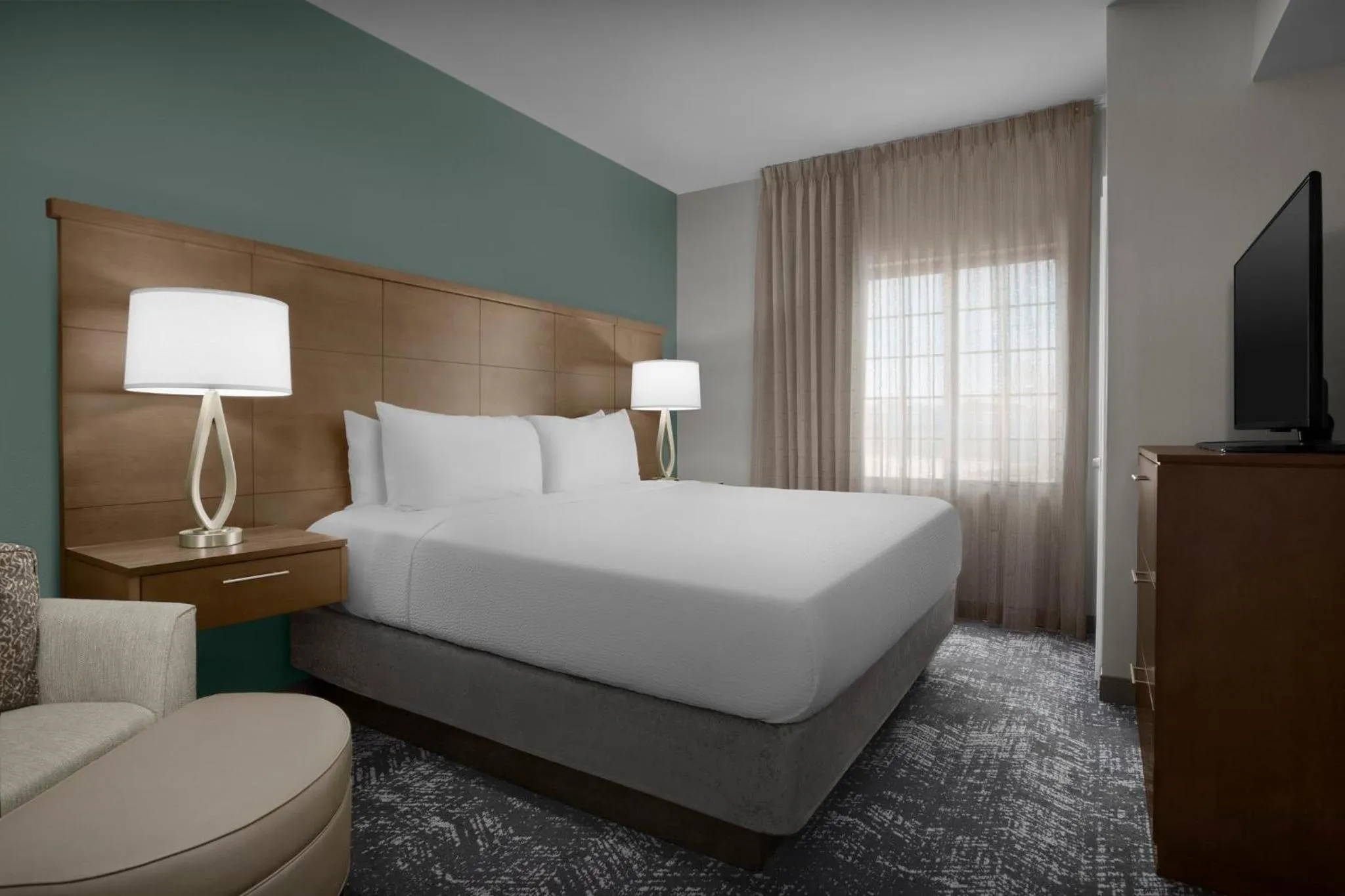 Photo of the whole room, Bed in Staybridge Suites West Fort Worth by IHG
