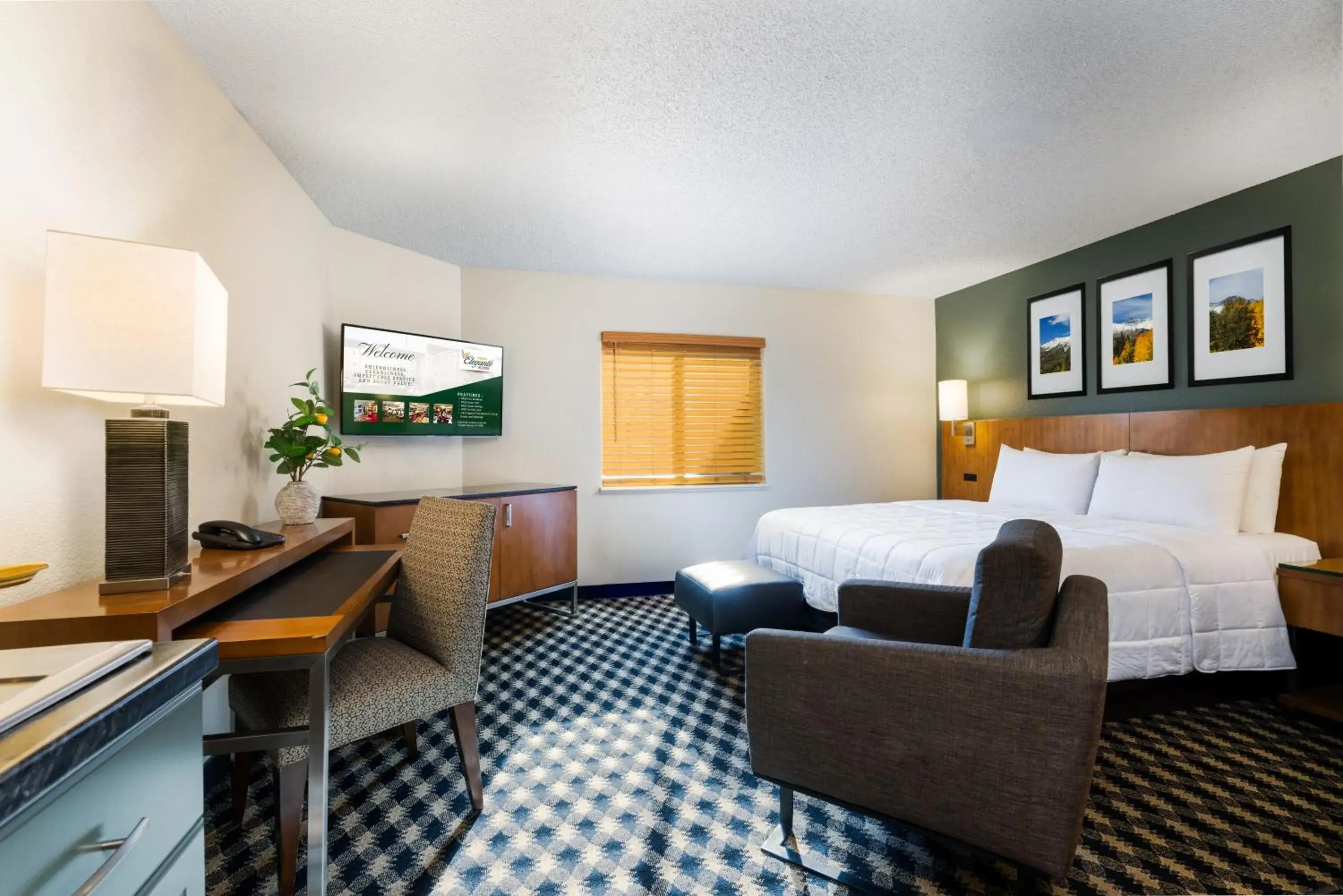 King Studio in MCM Elegante Suites King Studio in MCM Elegante Suites