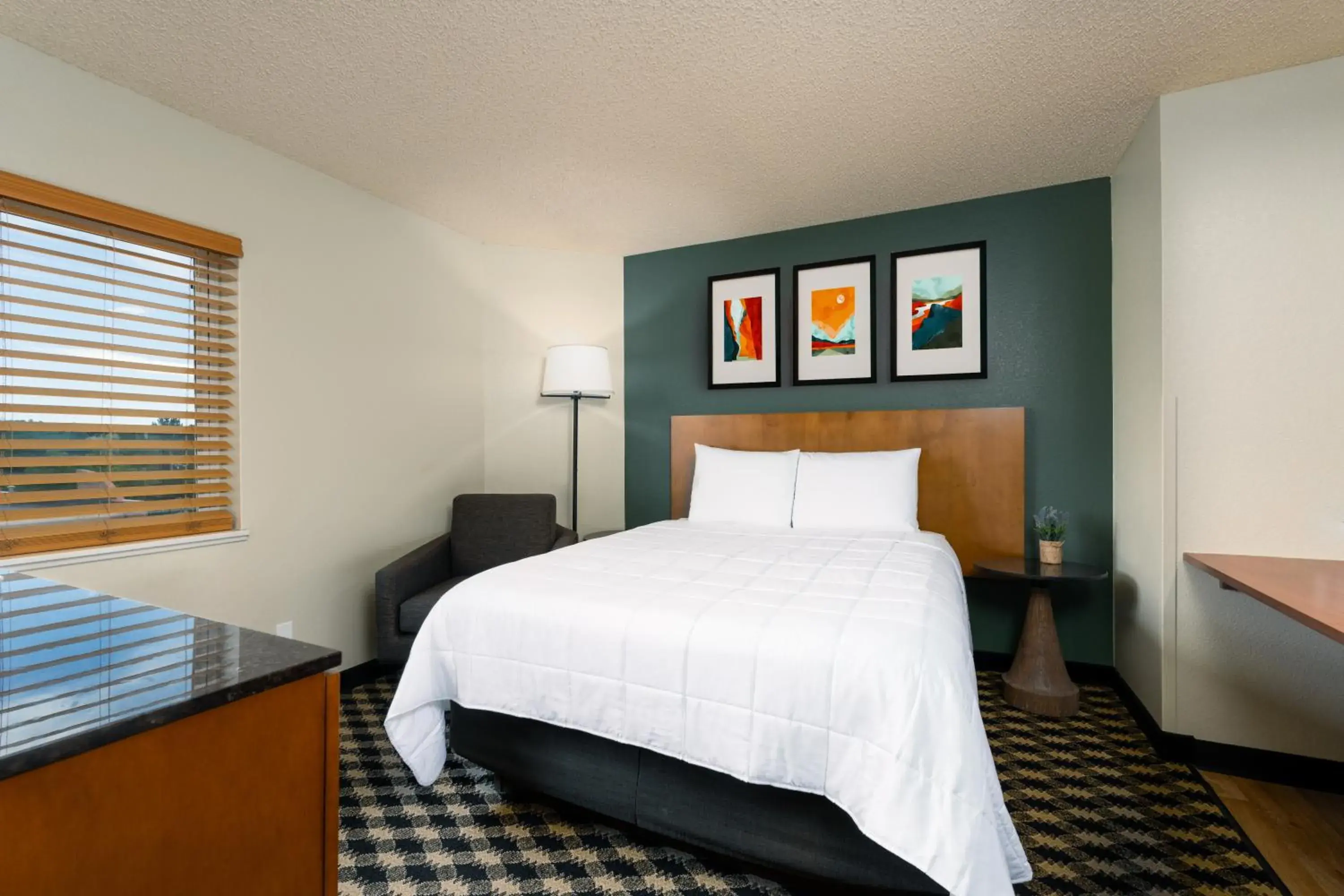 Bed in MCM Elegante Suites Bed in MCM Elegante Suites