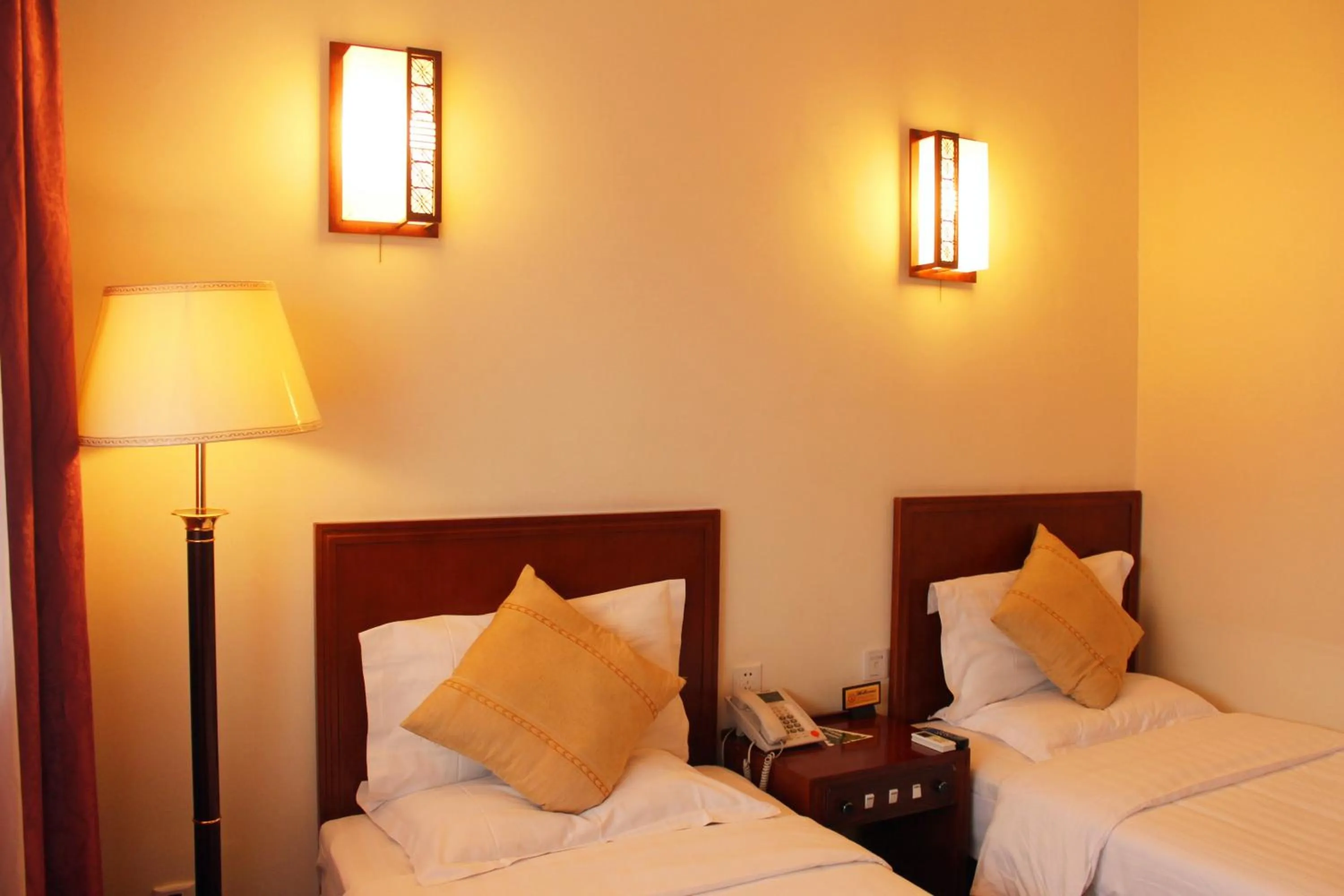 Bedroom, Bed in King Parkview Hotel